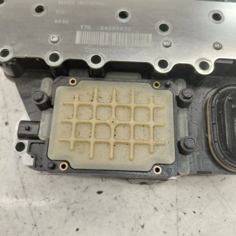 Chevy Trax Automatic Transmission Valve Body  1.4 2022 2021 image 4