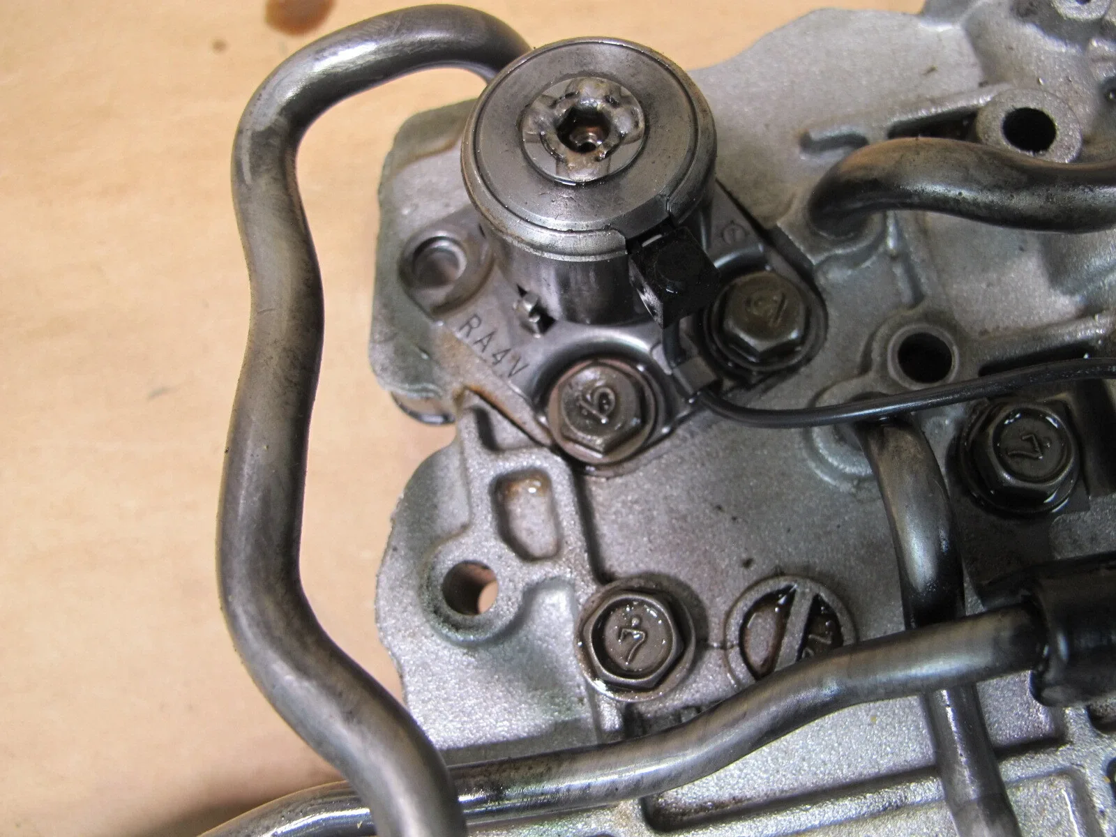 1994-1995 Nissan 300ZX (Z32) Automatic Transmission Valve Body - DEFECTIVE image 4