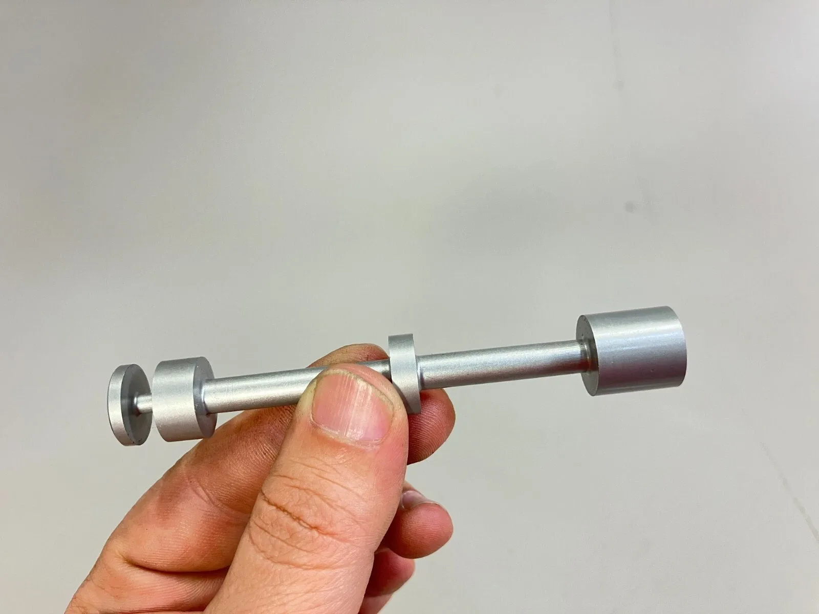2004-2005 Ford Thunderbird Tbird automatic transmission valve body selector rod image 2