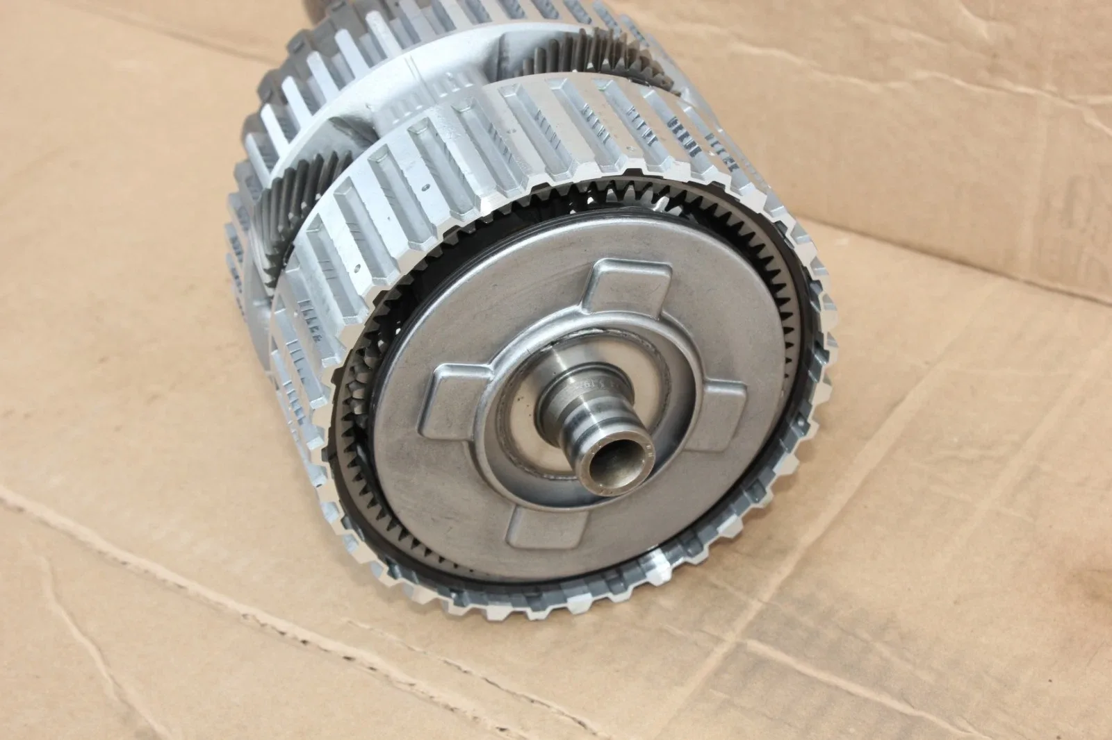 2019-2022 Mercedes Sprinter 3500 722.9 Center Planet & Output Shaft - A907270020028 image 4
