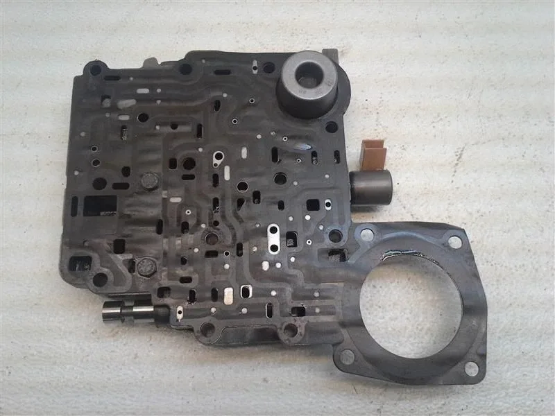 2.8L 6Cylinder Automatic Transmission Valve Body for 1997-98 BMW Z3 image 3
