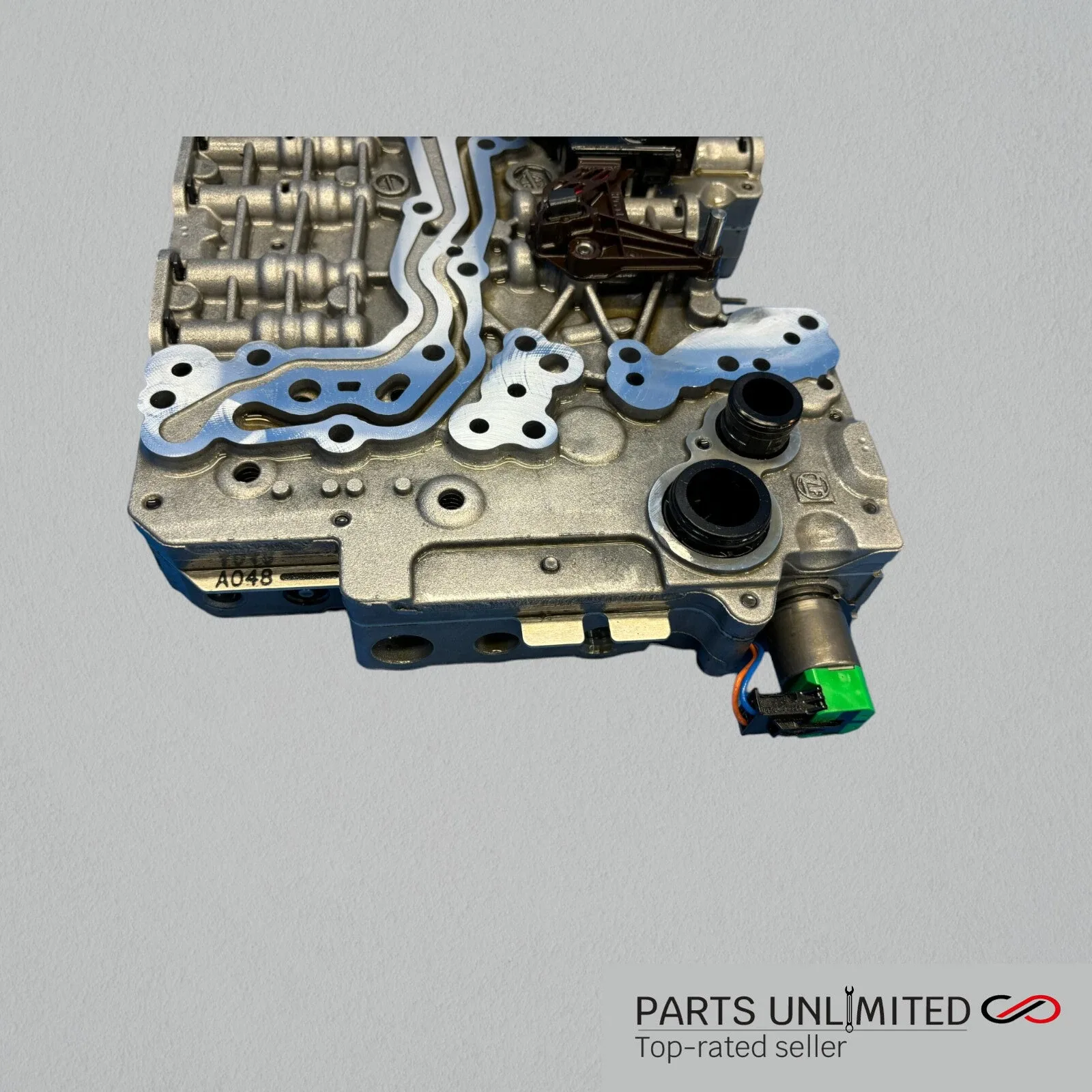 2014-2017 Maserati Ghibli M157 Automatic Transmission Valve Body Mechatronics 1087427174 image 2