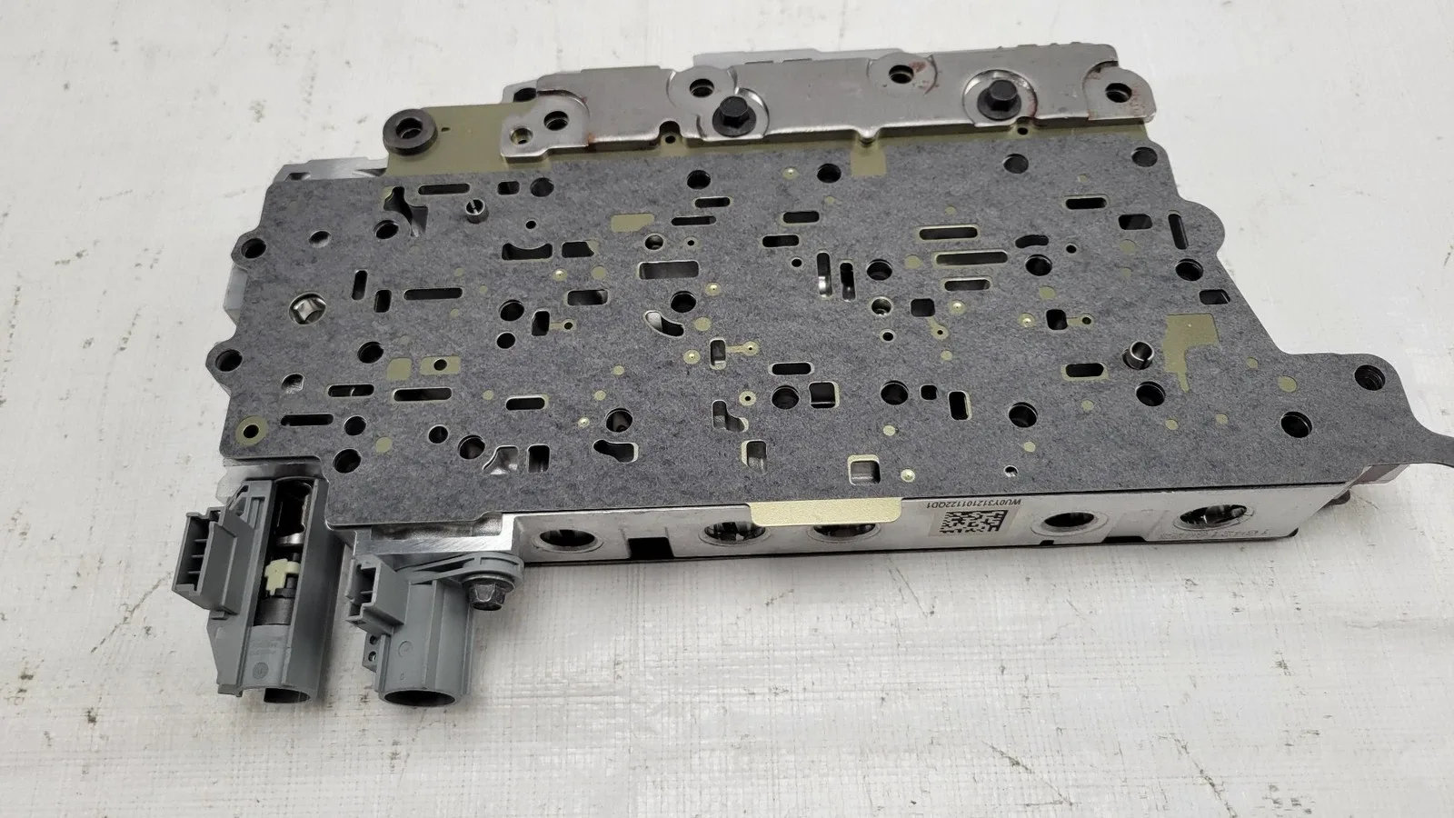 2018-2023 Enclave Acadia Transmission Control Valve Body MPN 24297660 image 2