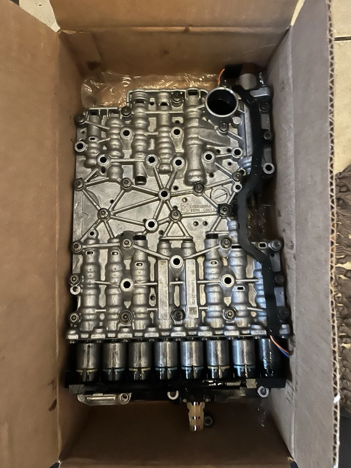 Used Chrysler Transmission Valve Body Mopar 68259301AB 2016-2017 Chrysler 300c image 2