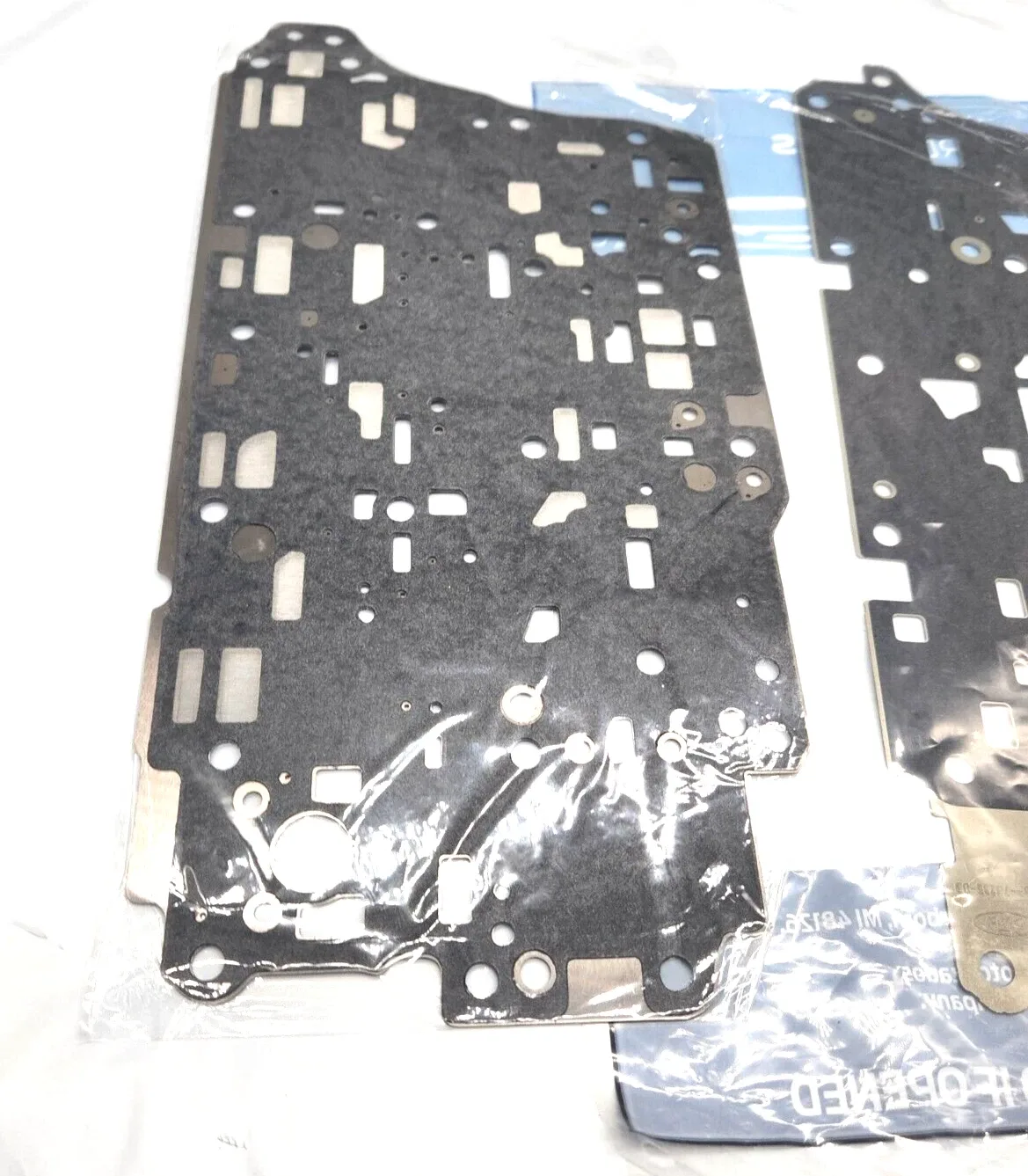 Ford 8F35 Upper & Lower Valve Body Bonded Plate with Gaskets (4WD) image 2