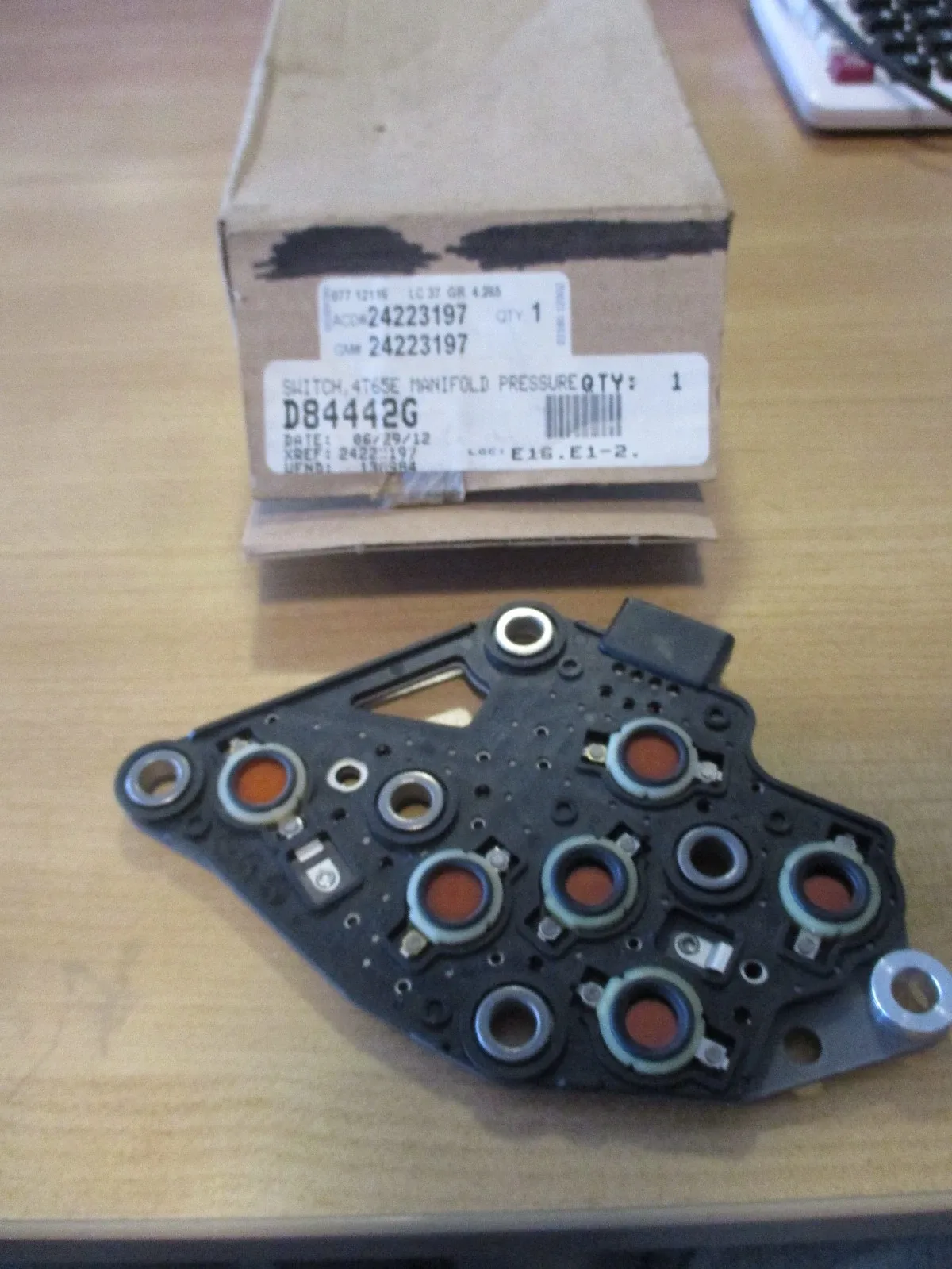 GM Valve Body Switch 24203699 for Main Control Valve Body