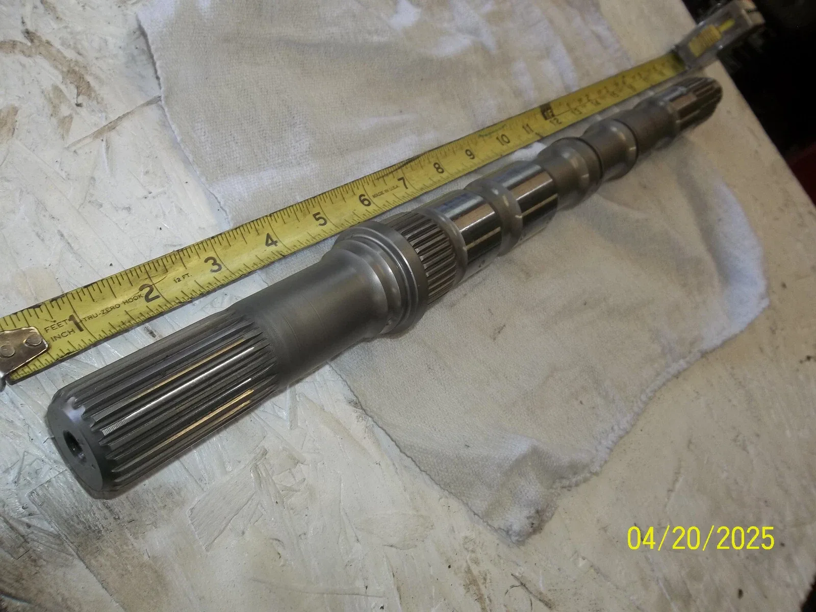 2009 Kia Borrego 5-Speed Automatic Output Shaft image 2