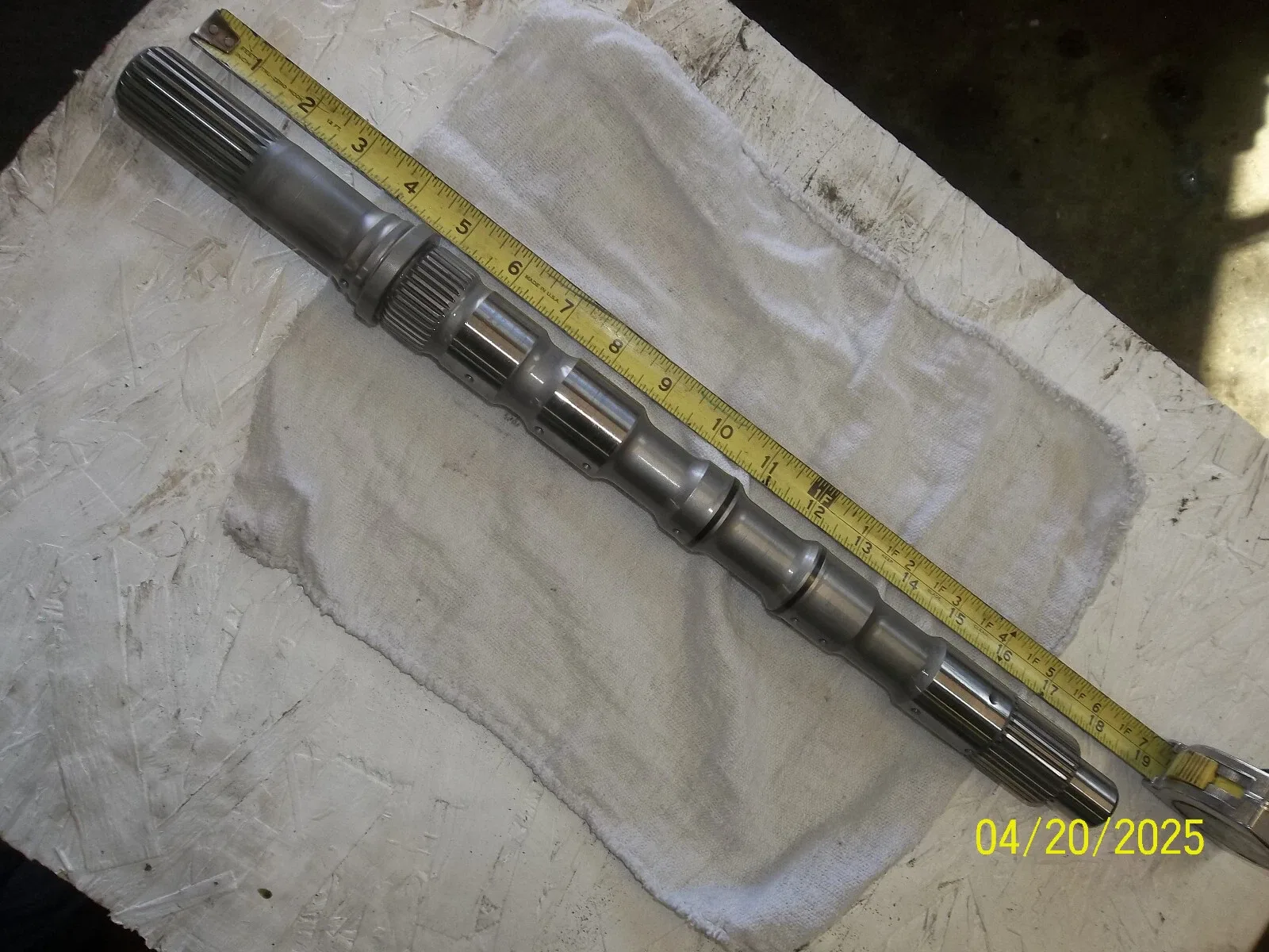 2009 Kia Borrego 5-Speed Automatic Output Shaft