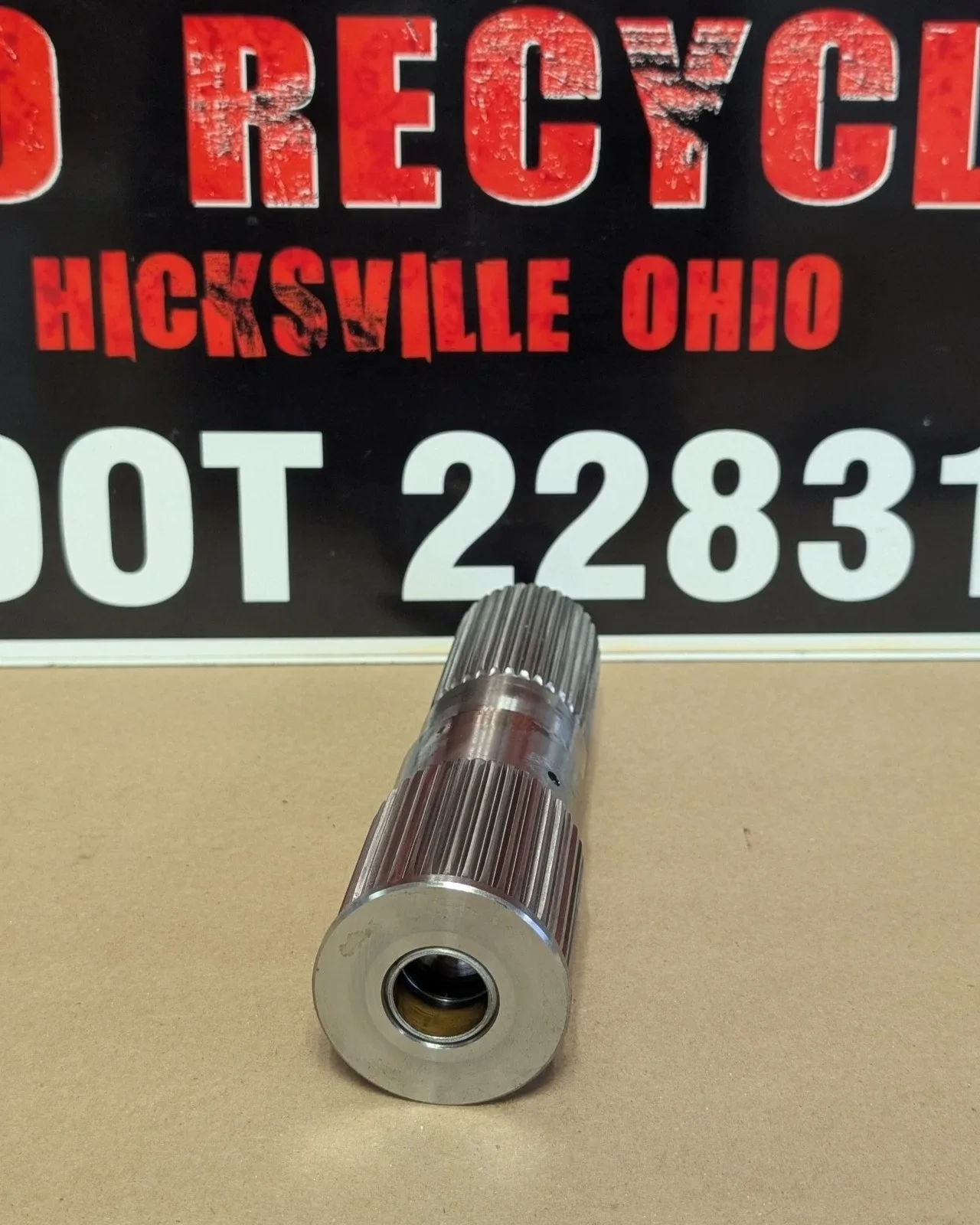 2001-2010 Chevrolet Silverado / GMC Sierra HD Allison 1000 Output Shaft — OE 29536845 image 3
