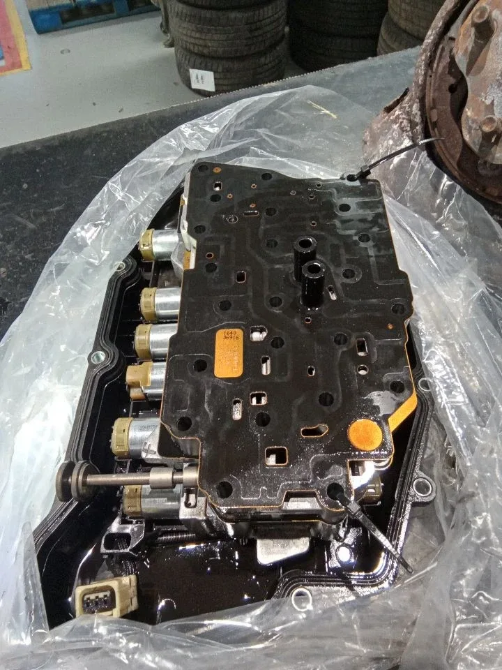 Used Automatic Transmission Valve Body fits: 2018 Ford Escape Trans Valve Body G image 2