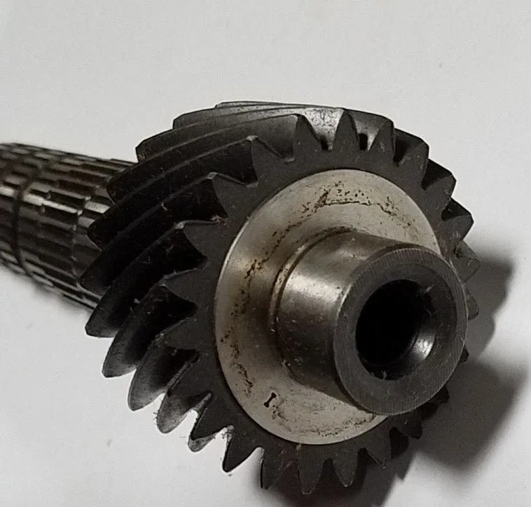 Mercury Topaz / Ford Tempo V6 Transmission Output Shaft F23Z-7061-A image 3