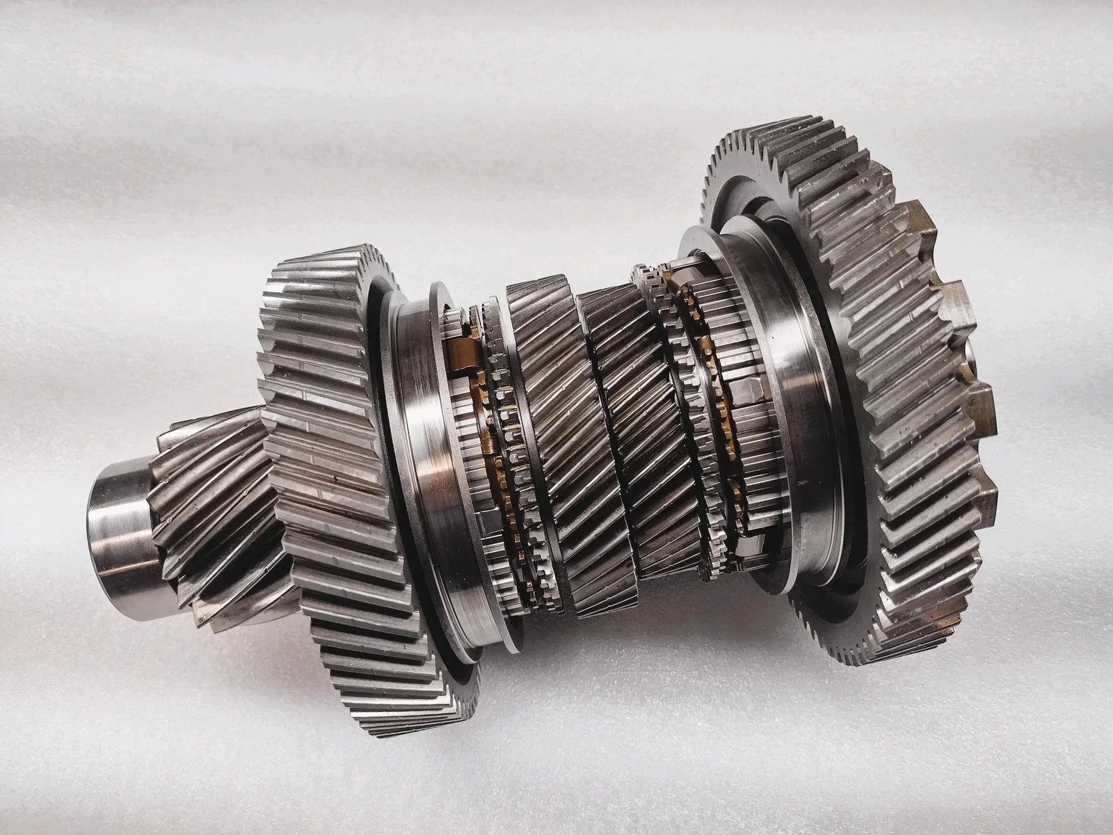 DQ381 DCT Output Shaft Assembly 18-Tooth (MPN 209730) - Audi VW