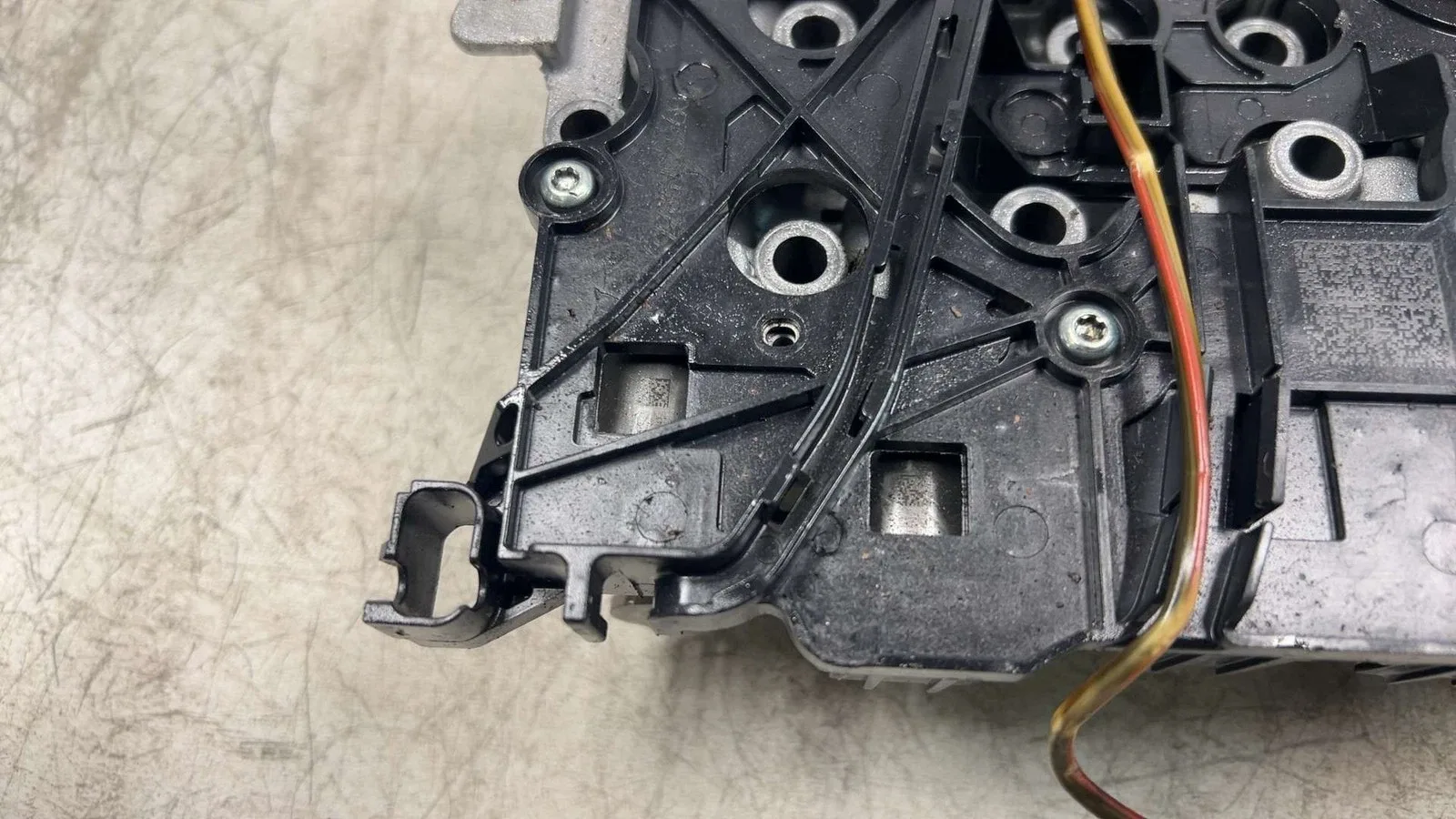2009 2010 2011 2012 Ford Escape Transmission Control Valve Body 9L8Z7A100A image 3