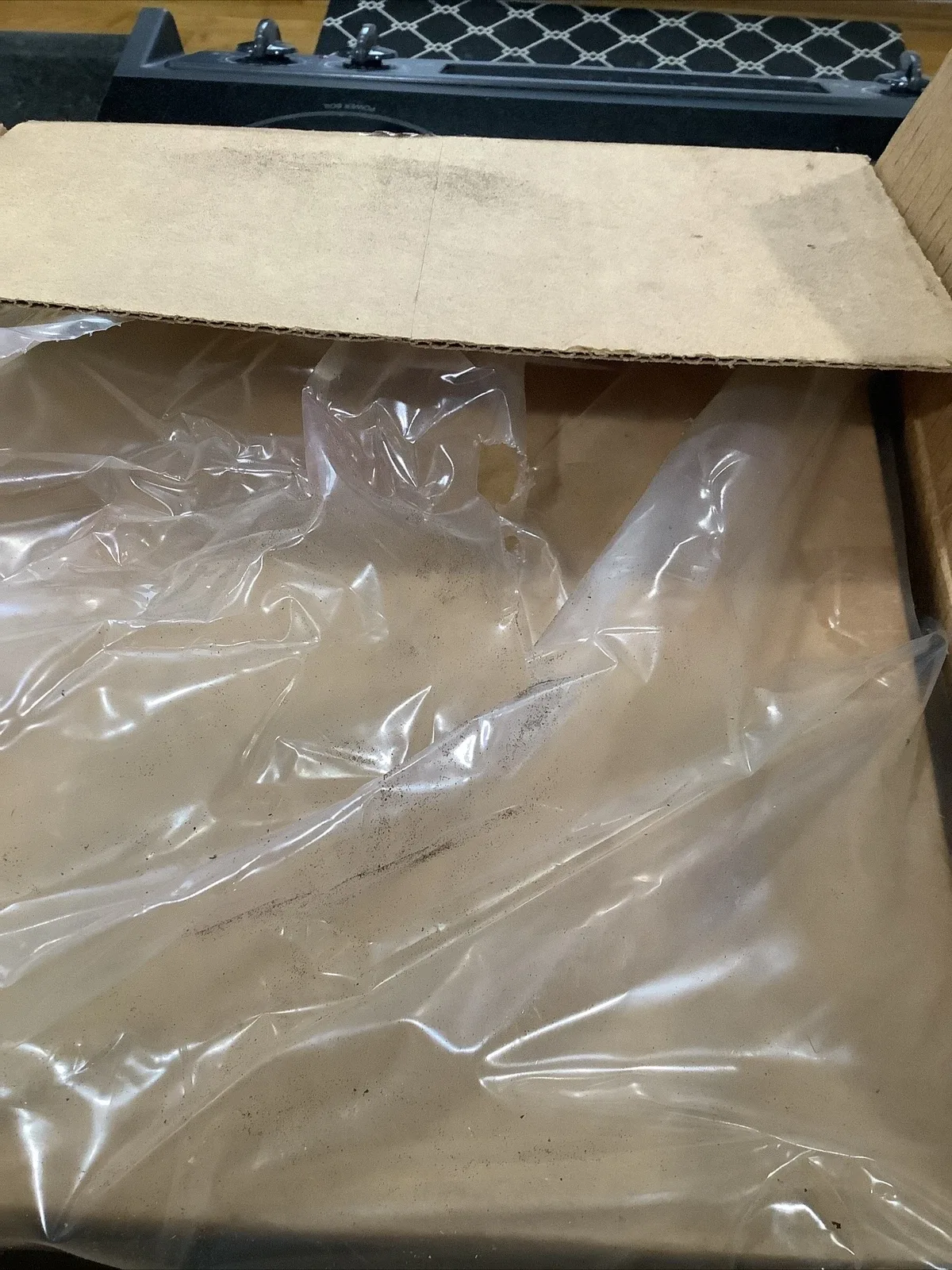 1998 Ford Windstar Valve Body F58Z-7A100-A image 2