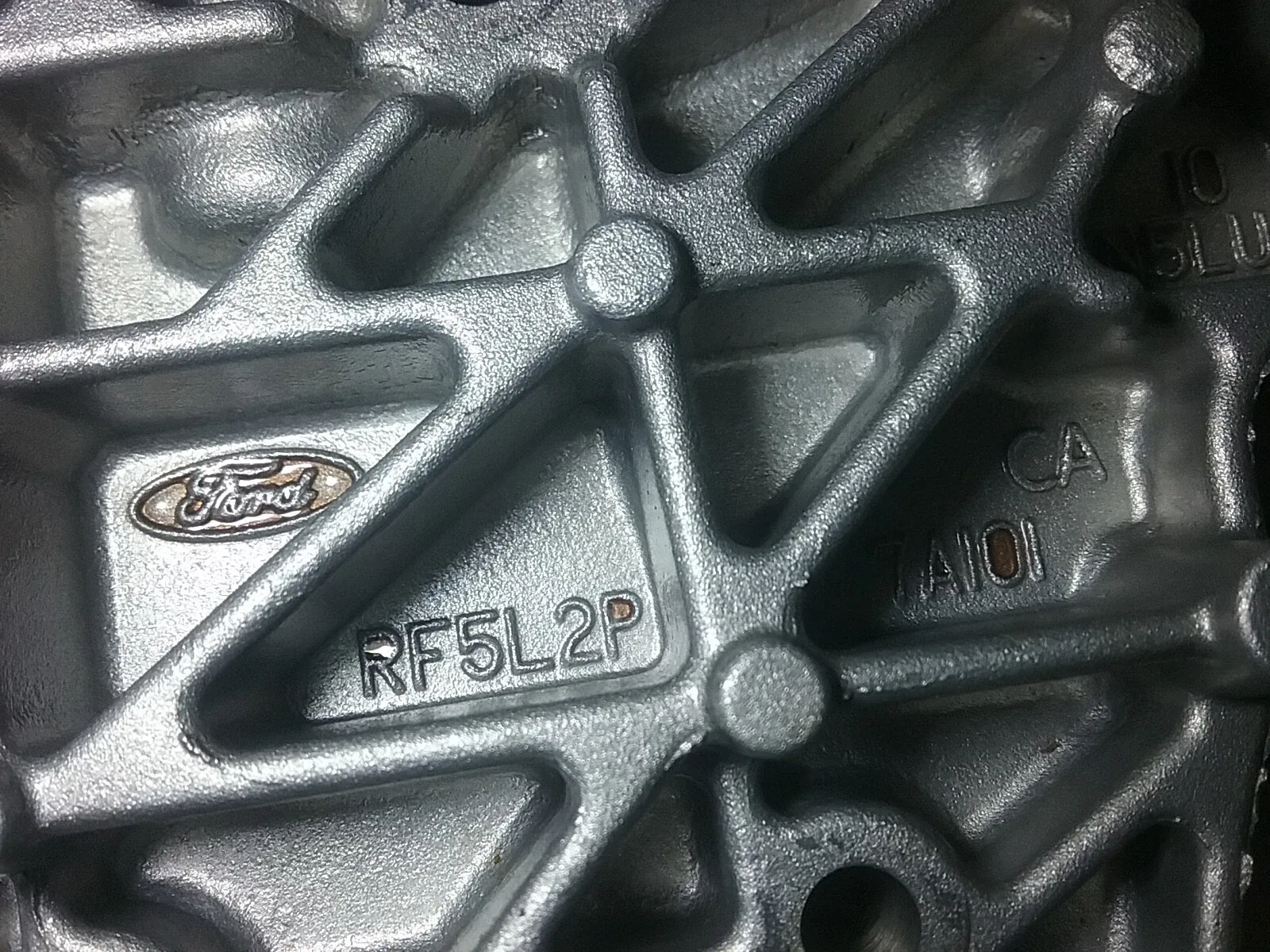Ford Valve Body and Solenoid RF5L2P (Used) image 2