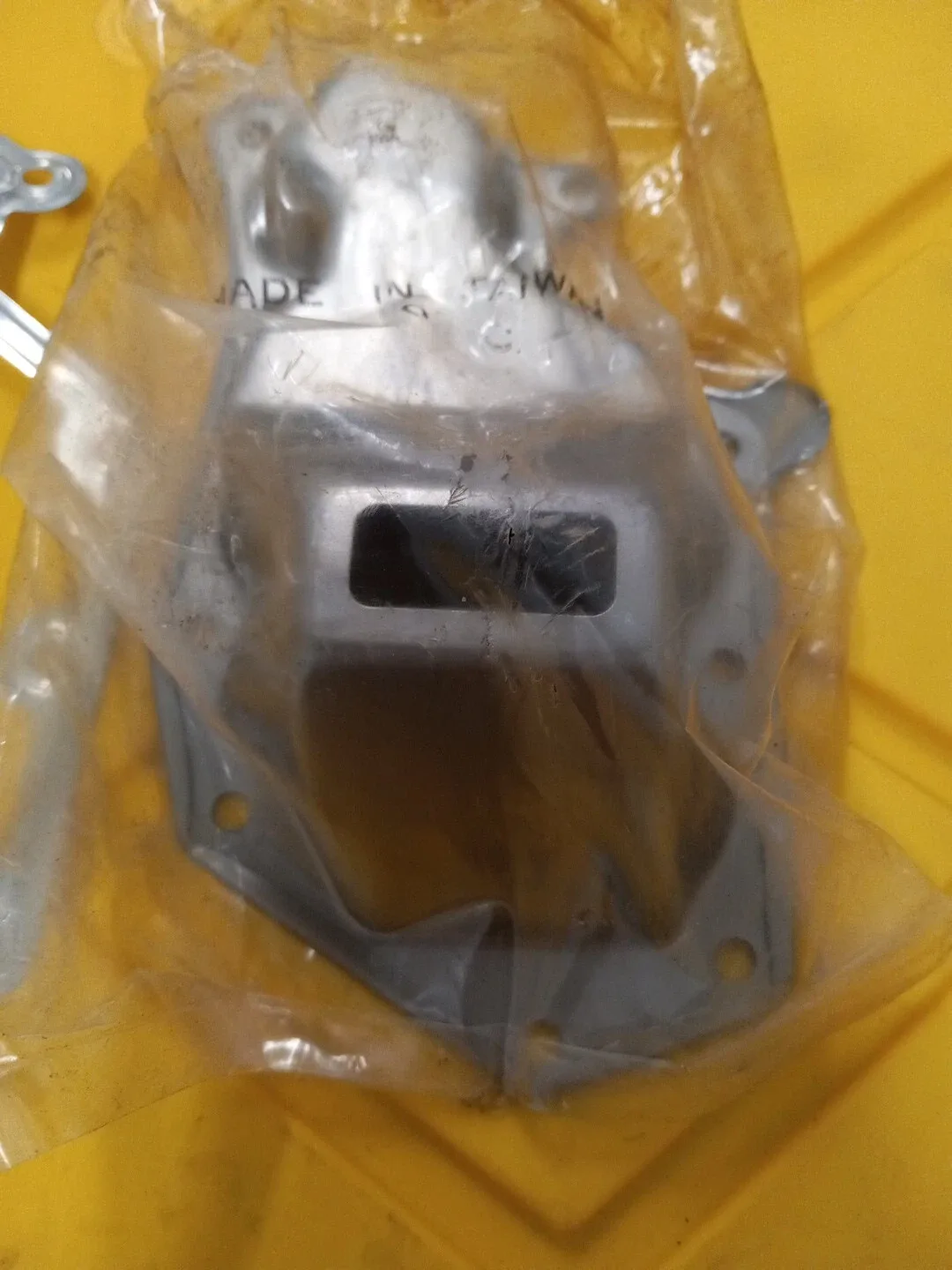 C-4 Pinto Filter For 70 Up Style Valve Body image 2