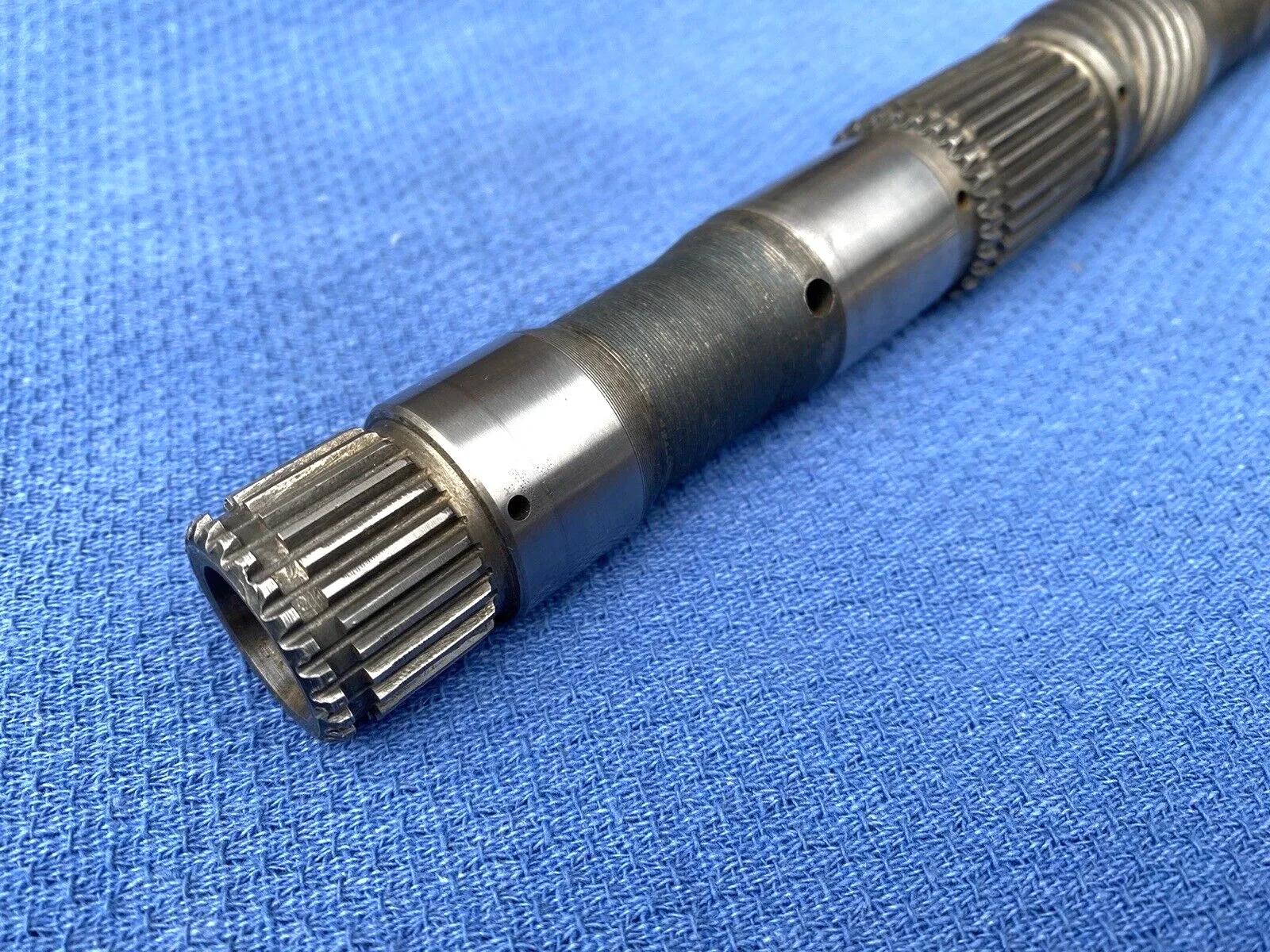 GM TH350 2WD 15.5" Output Shaft (TH350C) for Turbo 350 image 2