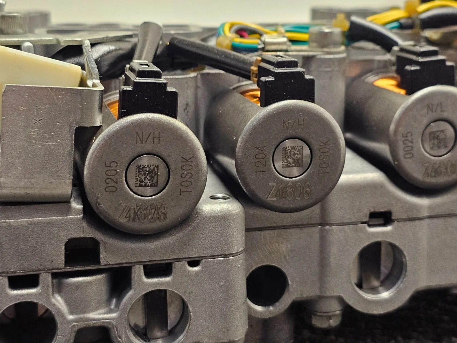 CVT Valve Body B1806-23-23 (W50967908) Replacement image 3