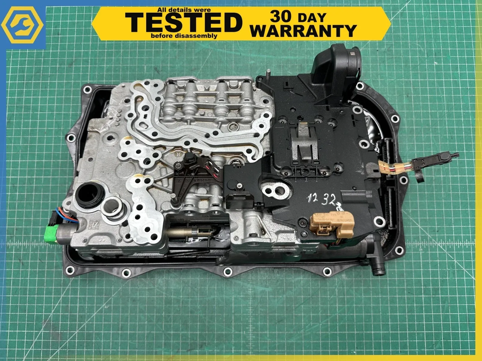 2012 BMW 328i AUTOMATIC TRANSMISSION CONDUCTOR PLATE VALVE BODY OEM image 2
