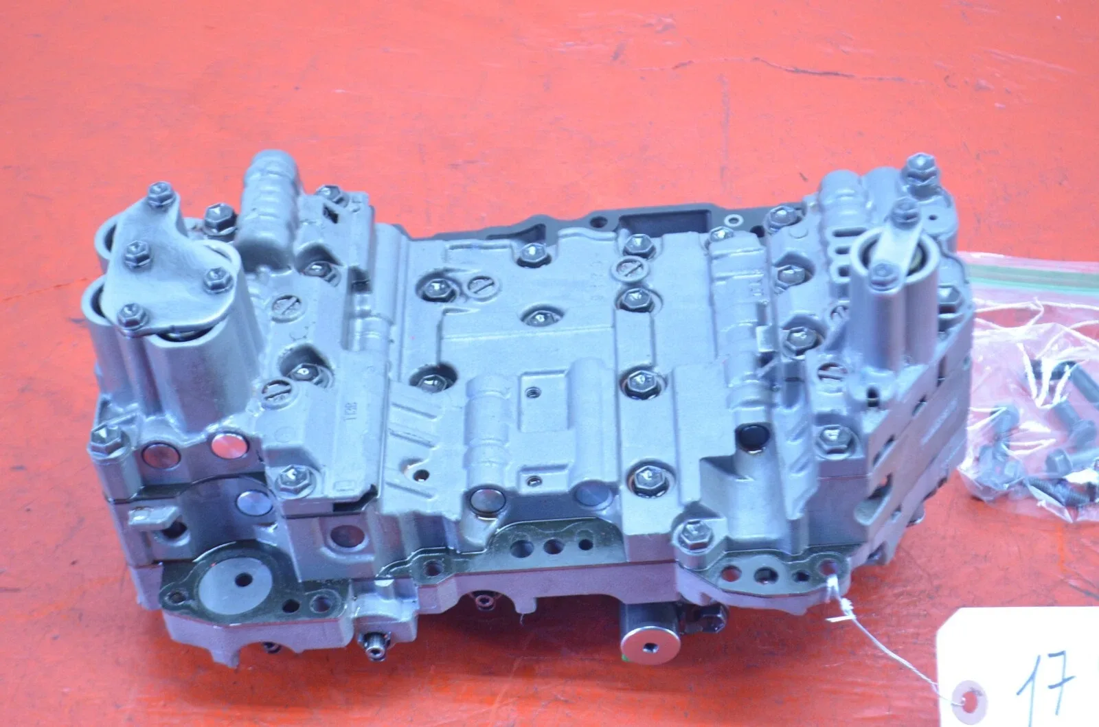 15-18 AUDI Q3 2.0L AUTOMATIC TRANSMISSION VALVE BODY OEM image 4