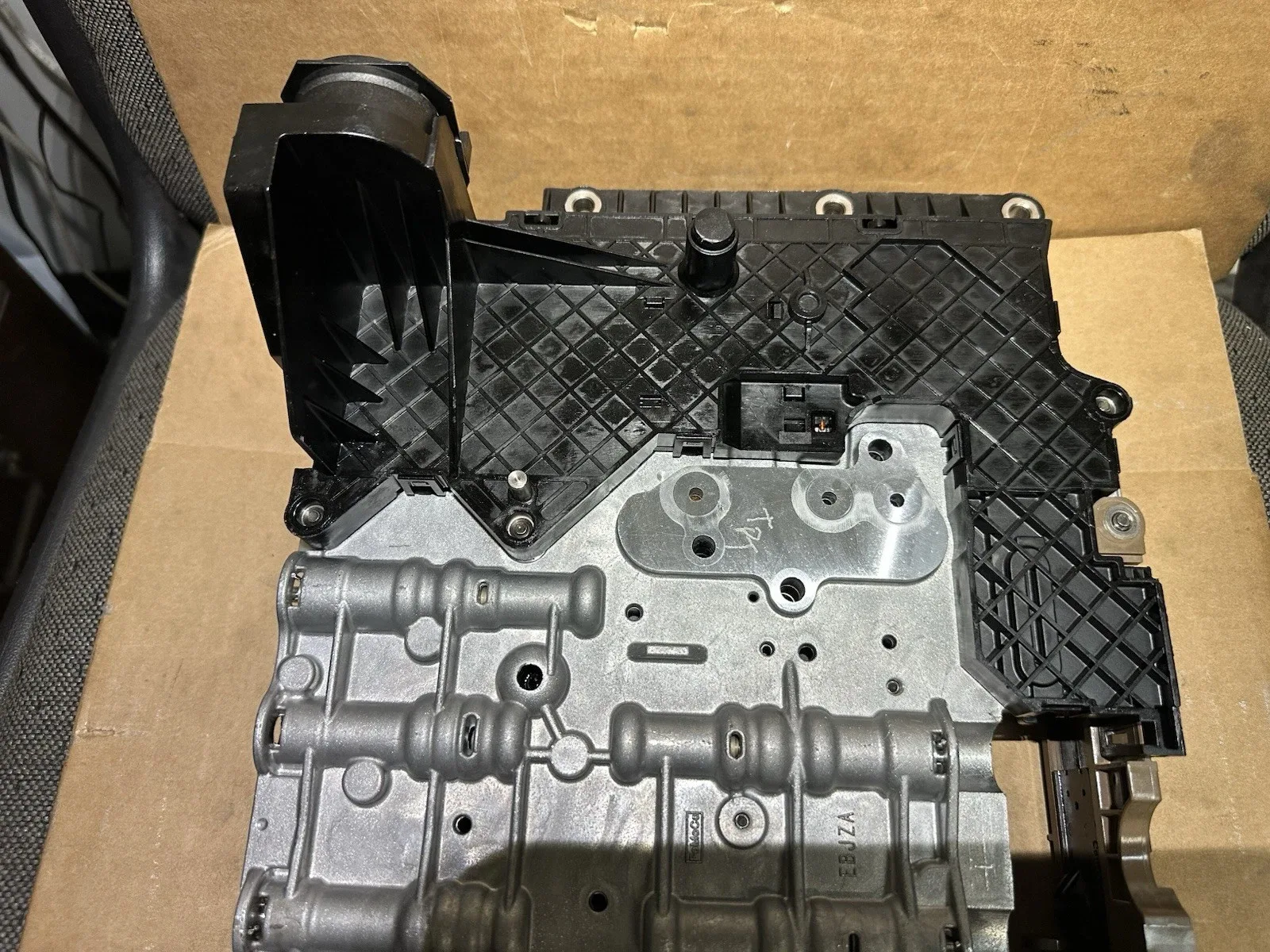 6R100 VALVE BODY REMAN AND TESTED UPPER RFFL-3P-7A092-BA LOWER RFFL3P-7A101-AA