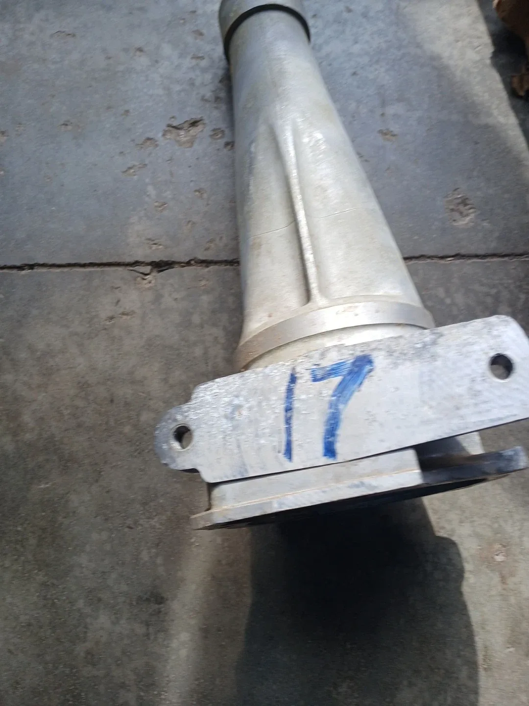 1965-1966 Ford F100 Output Shaft Housing C5AP-7A040-C image 4