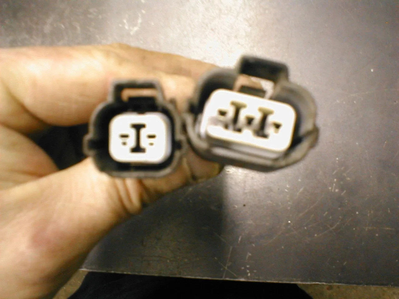 1995-1997 Honda Odyssey shift control solenoid valve lock valve pigtail plugs image 3