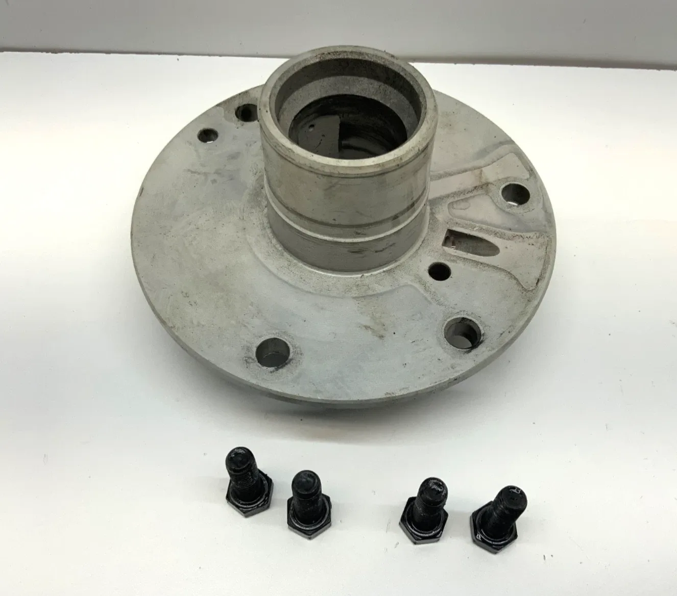 1965-1976 MOPAR 904 AUTOMATIC TRANSMISSION OUTPUT SHAFT SUPPORT WITH BOLTS DODGE image 4