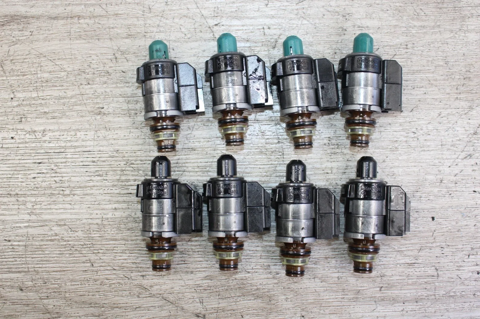 R230 w221 w216 w212 w204 722.9 7G AUTO TRANSMISSION VALVE BODY } SHIFT SOLENOIDS image 2