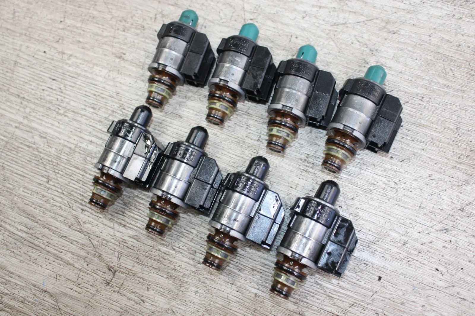 R230 w221 w216 w212 w204 722.9 7G AUTO TRANSMISSION VALVE BODY } SHIFT SOLENOIDS image 3