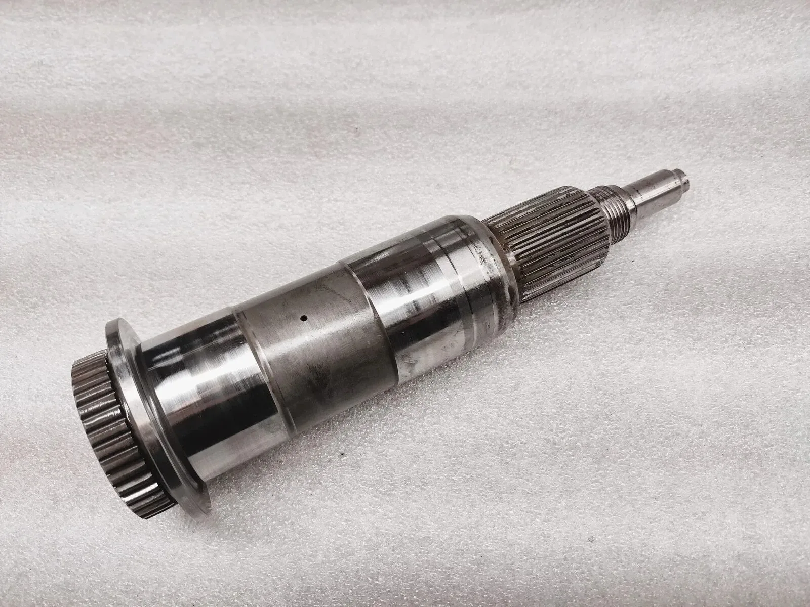 Cadillac Camaro 8L45 2WD Output Shaft 2016-up 24276304