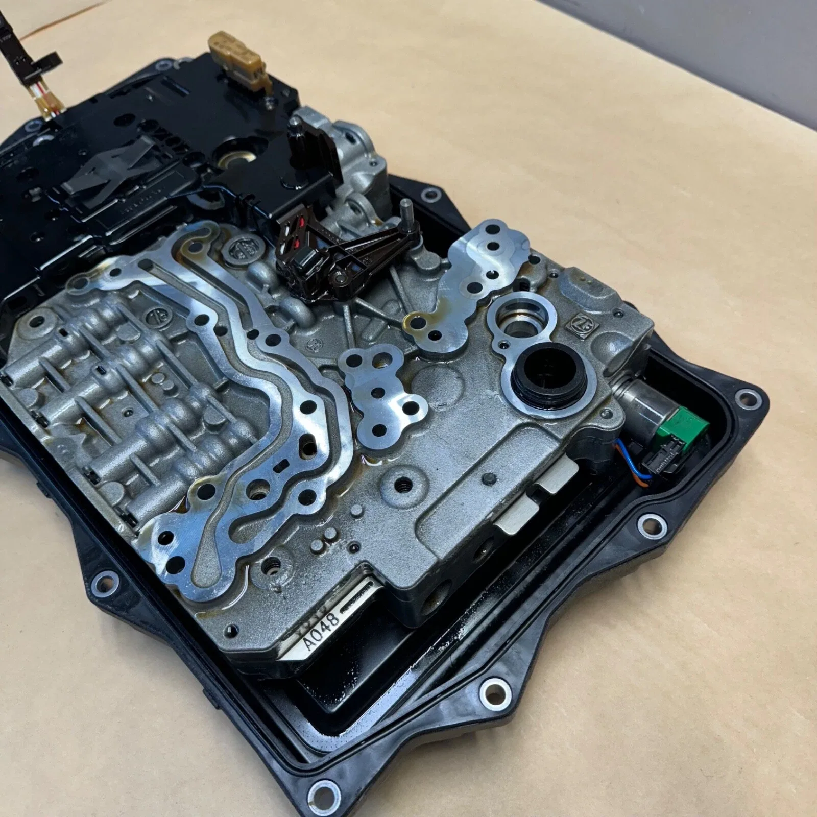 2012-2016 BMW 328i (F30) / 528i (F10) A/T Transmission Valve Body Mechatronic GA8HP45Z image 3