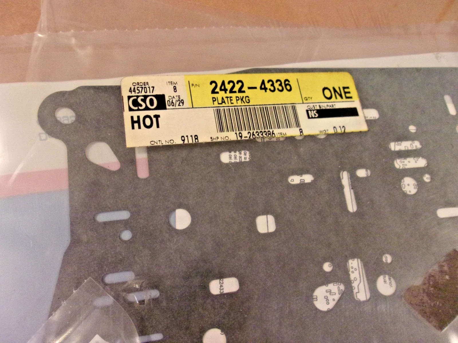 GM 24224336 Valve Body Separator Plate for 4T40E — Cavalier, Sunfire image 4