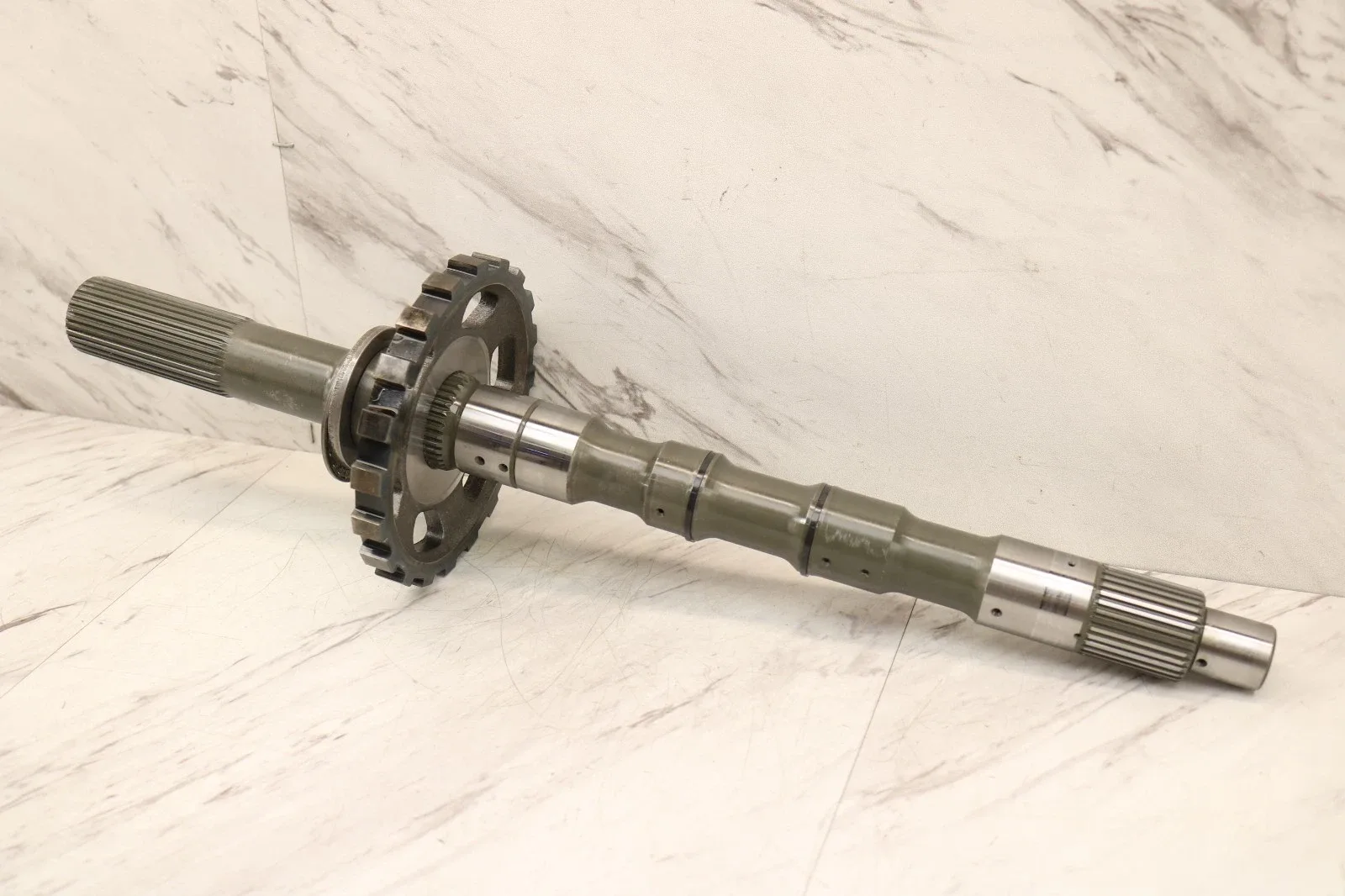 16-24 INFINITI Q50 Q60 3.0 RWD AT TAIL SHAFT EXTENSION OUTPUT SHAFT PARKING GEAR image 3