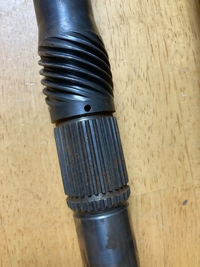 1969-72 GM Chevrolet GMC Buick Pontiac Transmission Output Shaft TH350 6260182 image 2