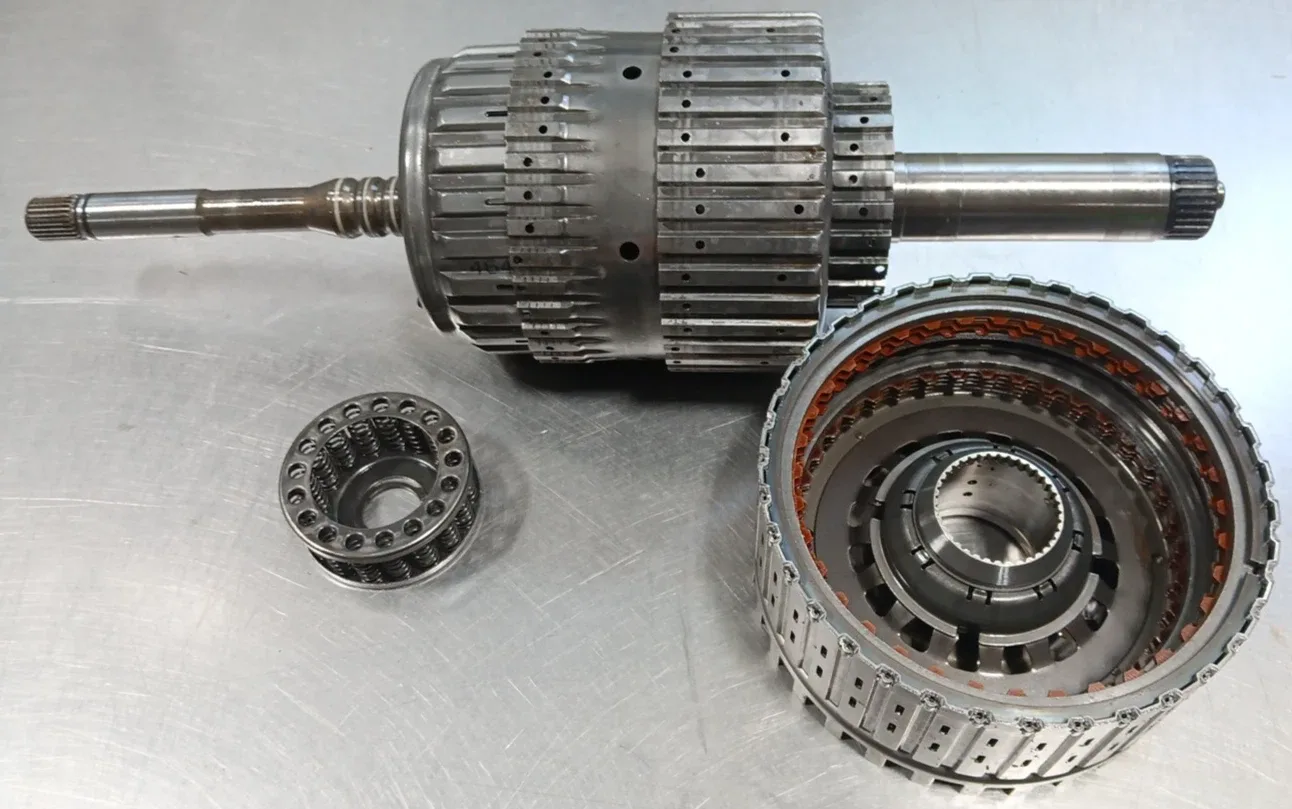 BMW X5 E53 M54 2003 3.0 L AUTOMATIC TRANSMISSION GEAR SET INPUT OUTPUT SHAFT 4Q