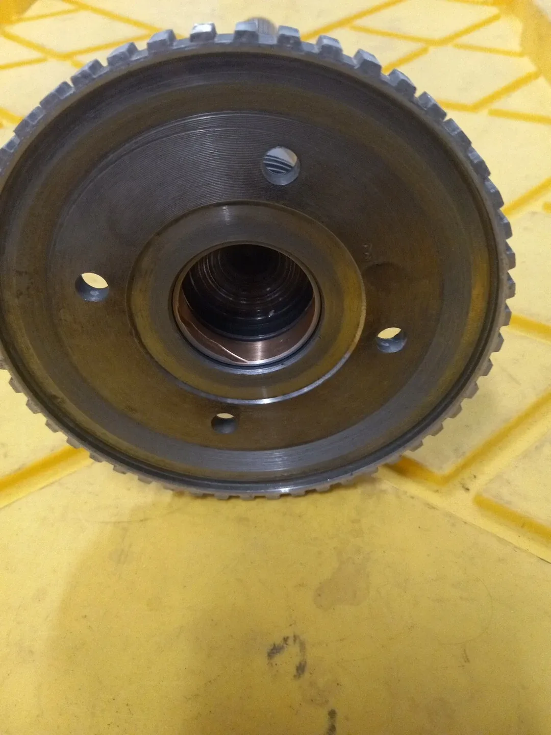 USED TH 400 MEDIUM LENGTH OUTPUT SHAFT 32 SPLINE image 2