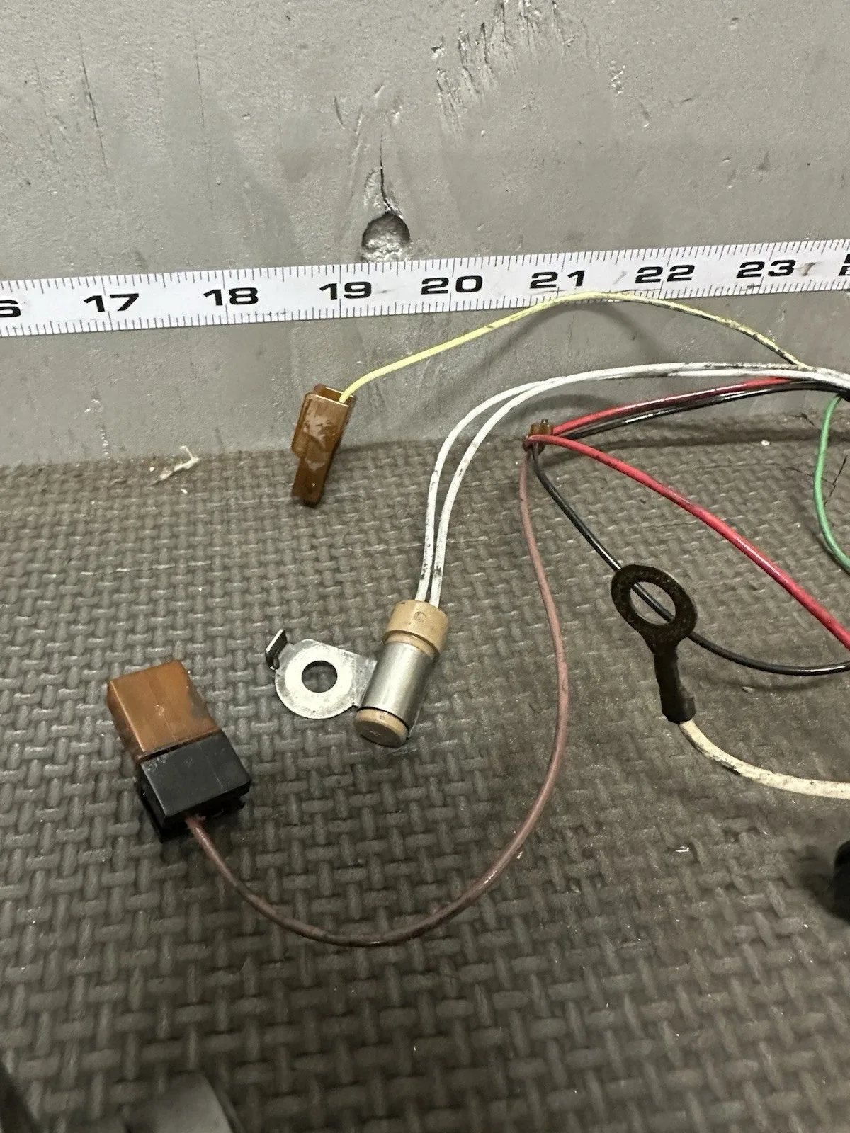 2002 Subaru Outback Shift Solenoids OEM image 4