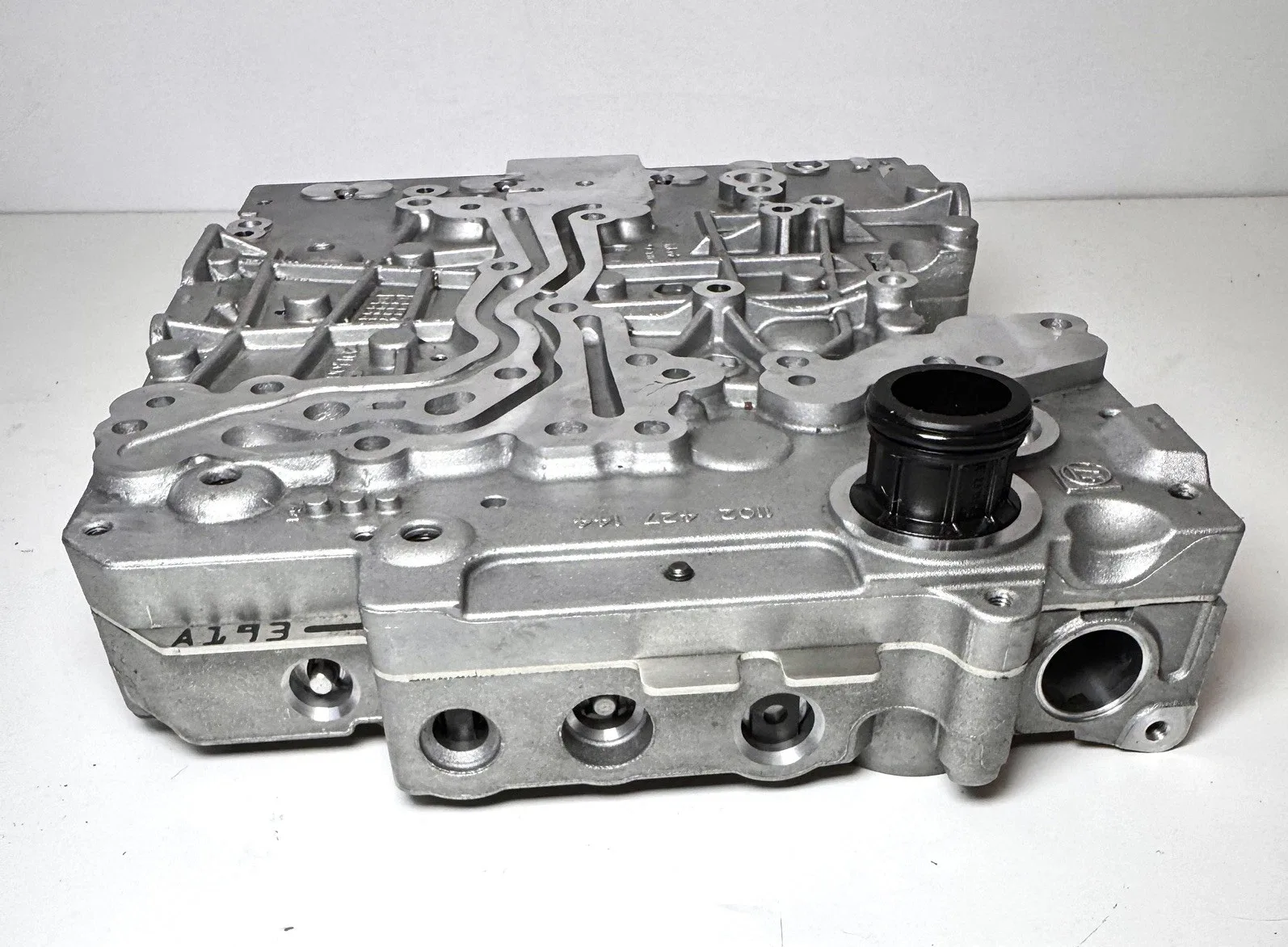 2017-2018 Audi Q7 ZF 8HP Valve Body Core - OEM 4M0927158L image 2