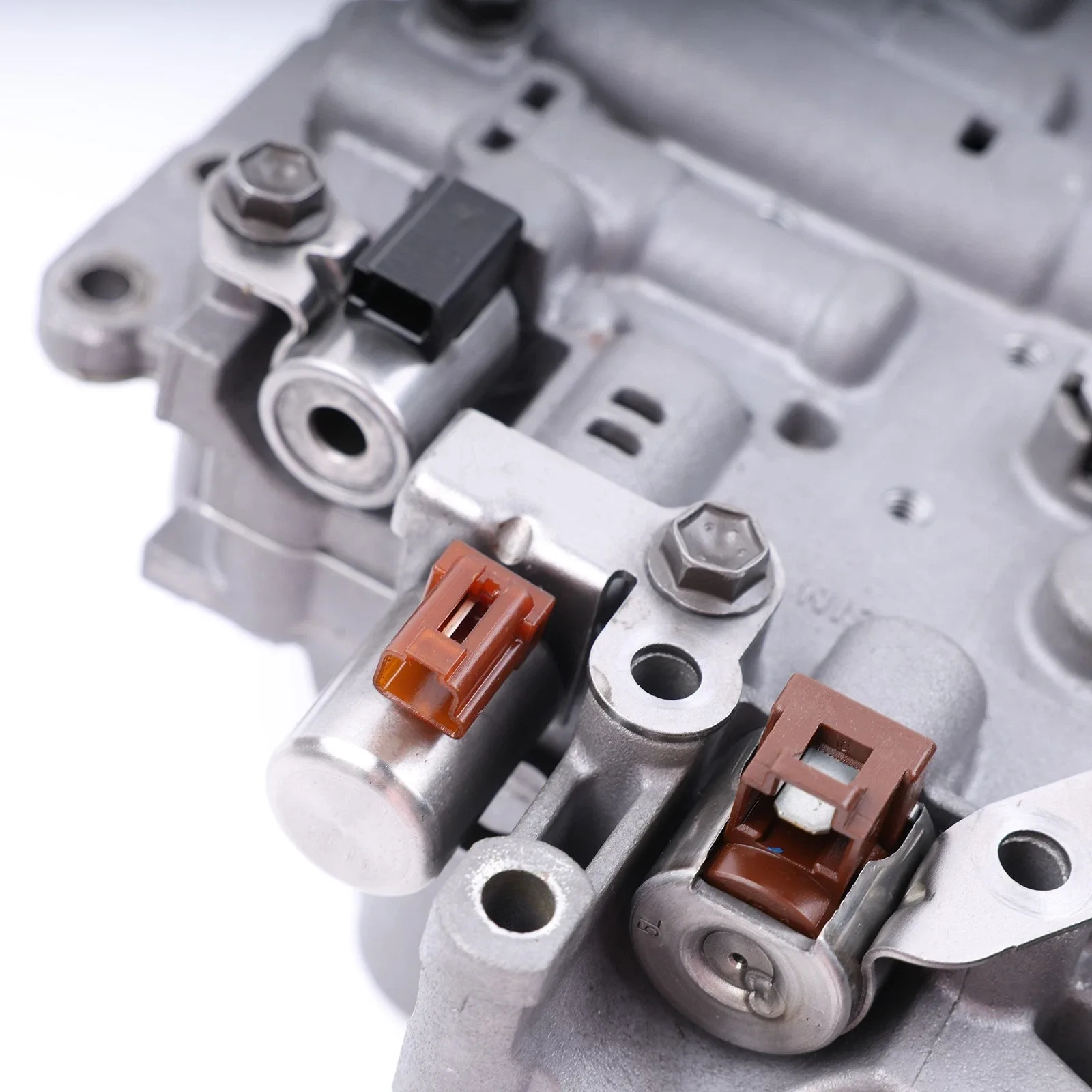 Valve Body U140 for Lexus RX330, ES300 and Toyota Camry / Highlander / RAV4 image 2