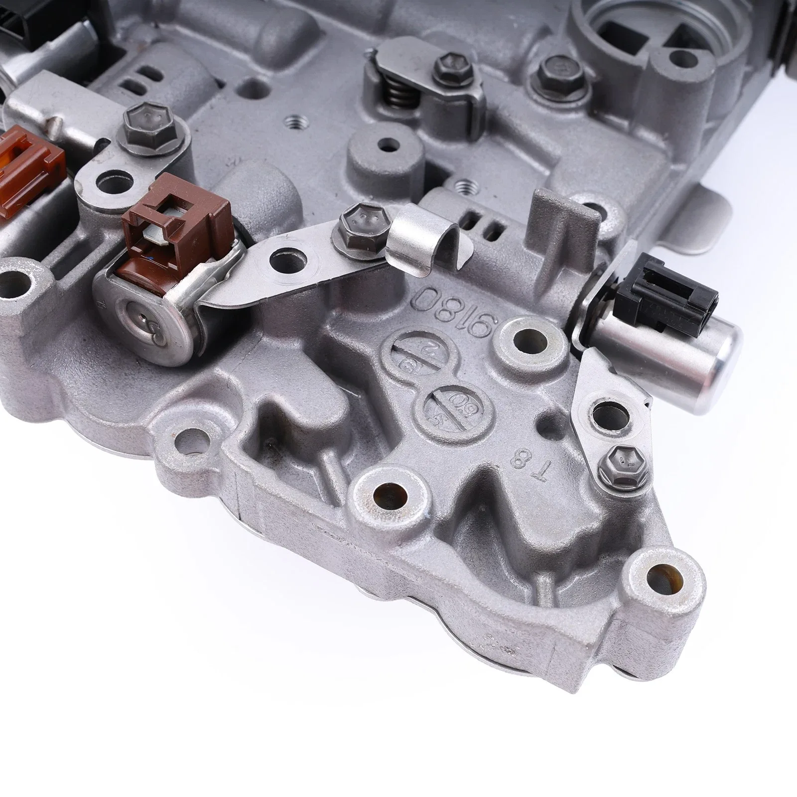 Valve Body U140 for Lexus RX330, ES300 and Toyota Camry / Highlander / RAV4 image 3