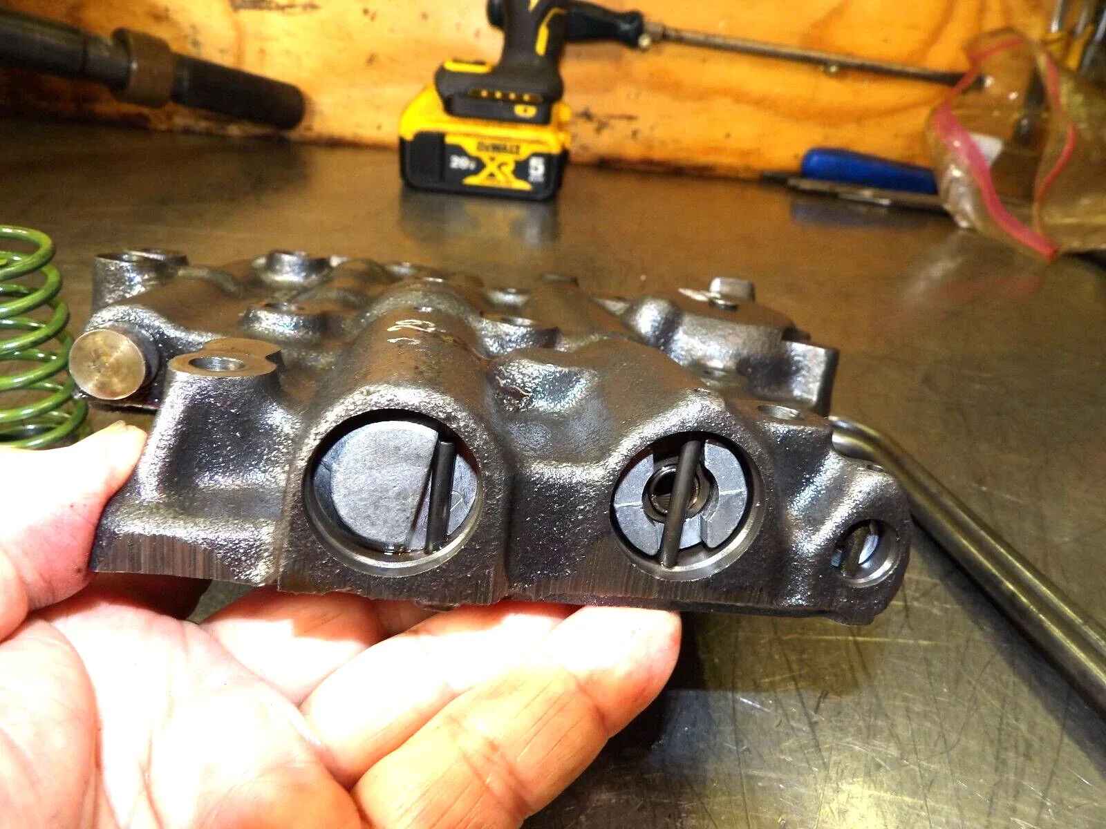 Chevrolet Turbo 400 Valve Body - Used image 3