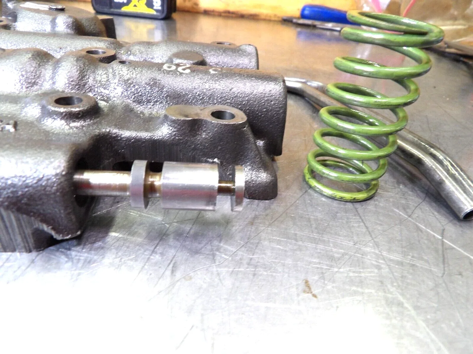 Chevrolet Turbo 400 Valve Body - Used image 4