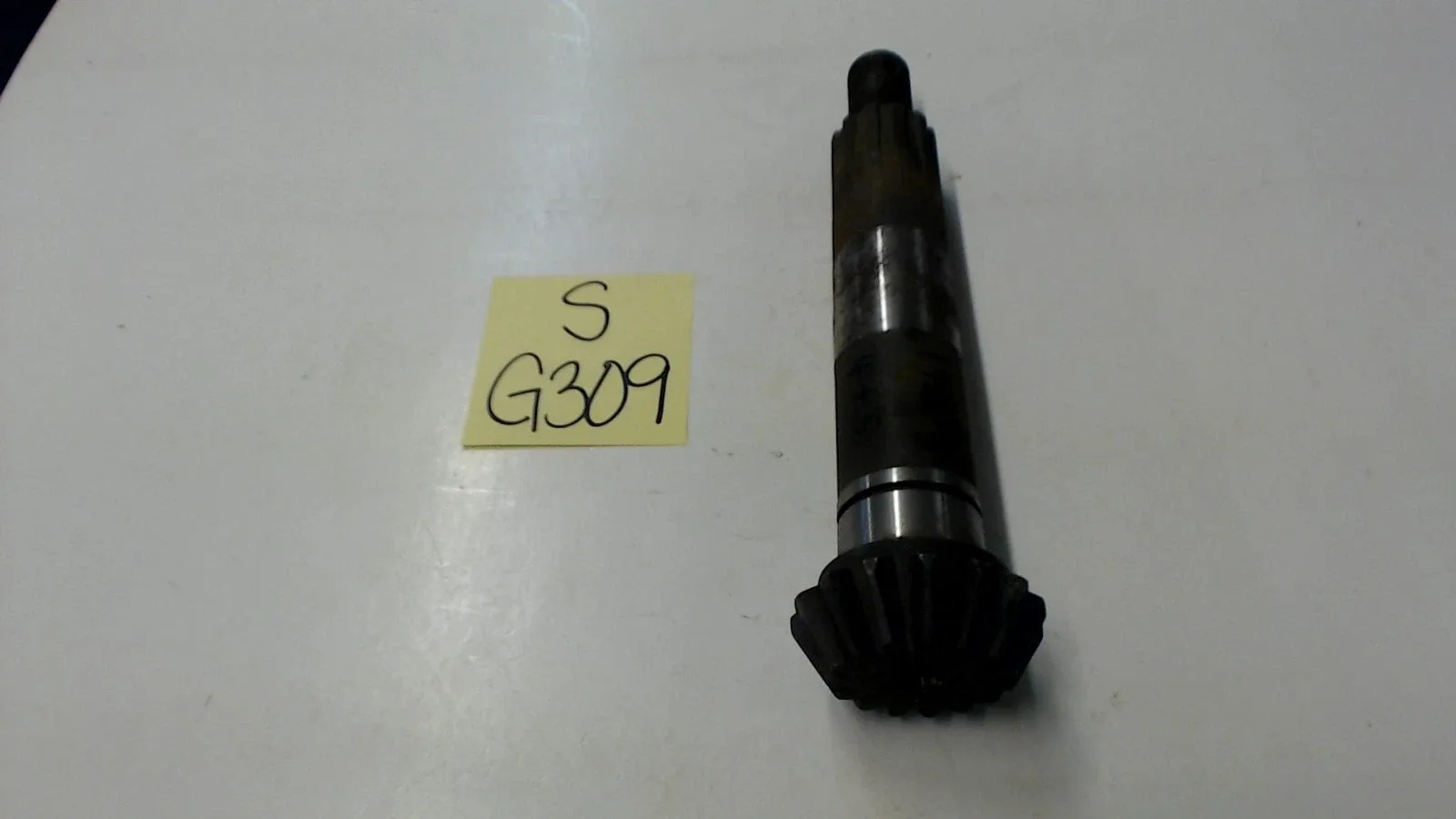 9001493 Output Shaft (12 Spline) image 2