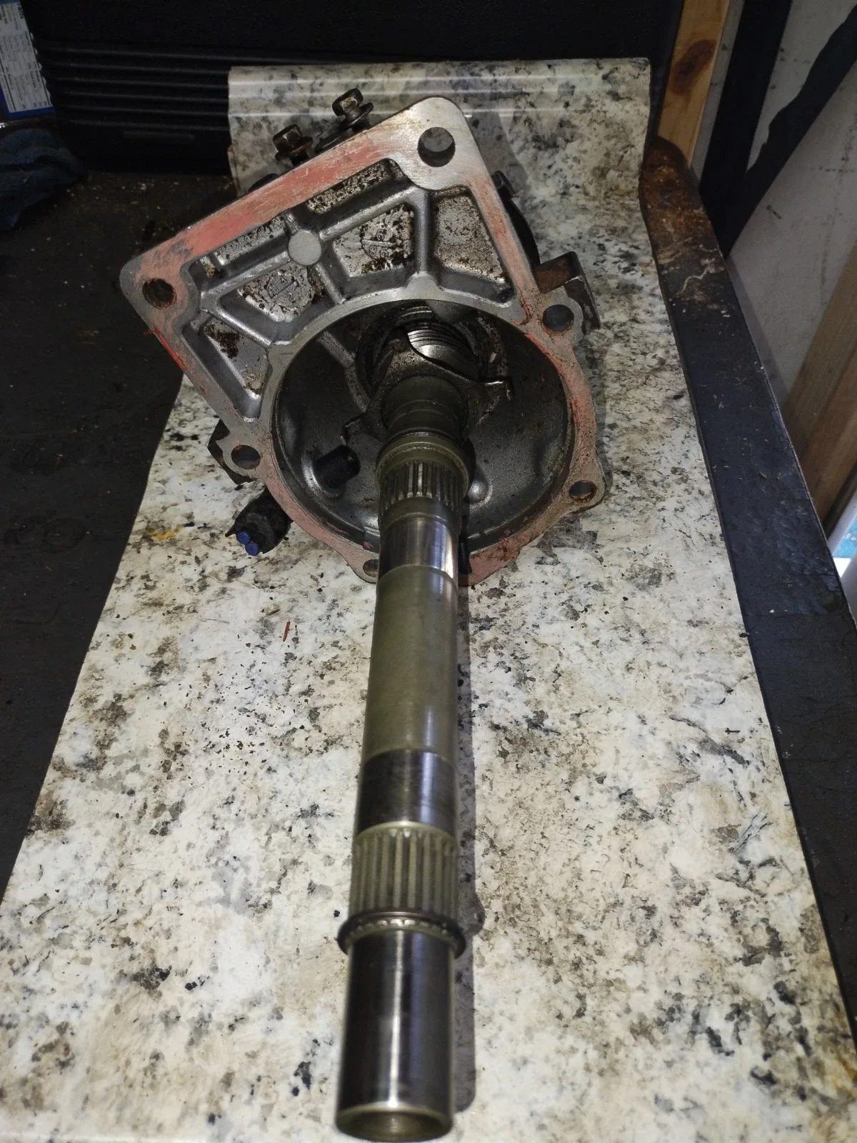 2003 Toyota Tacoma  Extension Housing And Output Shaft image 3