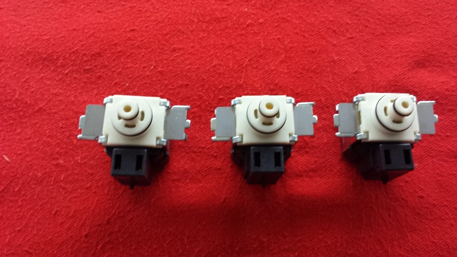 AXODE AX4N AX4S SHIFT SOLENOID 3-PACK NEW OEM image 2