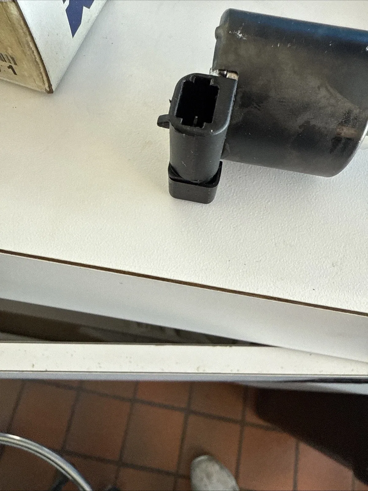 BorgWarner Transmission Shift Solenoid 50137 image 4