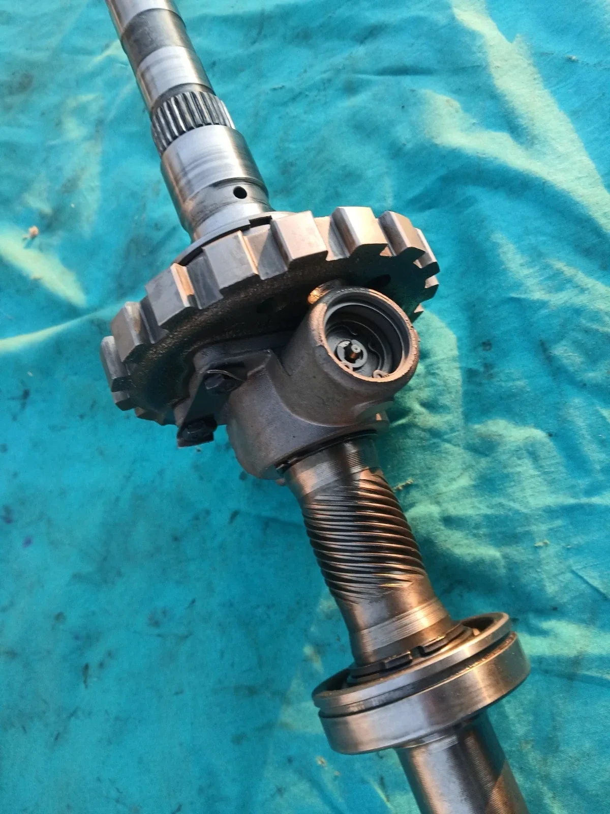 1967 MoPaR 904 Transmission Output Shaft image 3