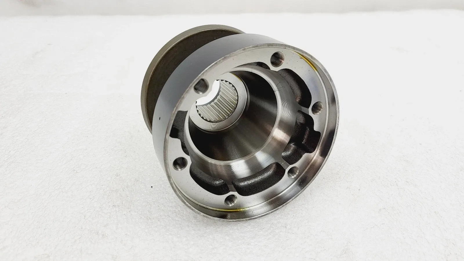 2021-2025 Ford Bronco 4WD Manual Transmission Output Shaft Assembly MB3Z7061A image 4