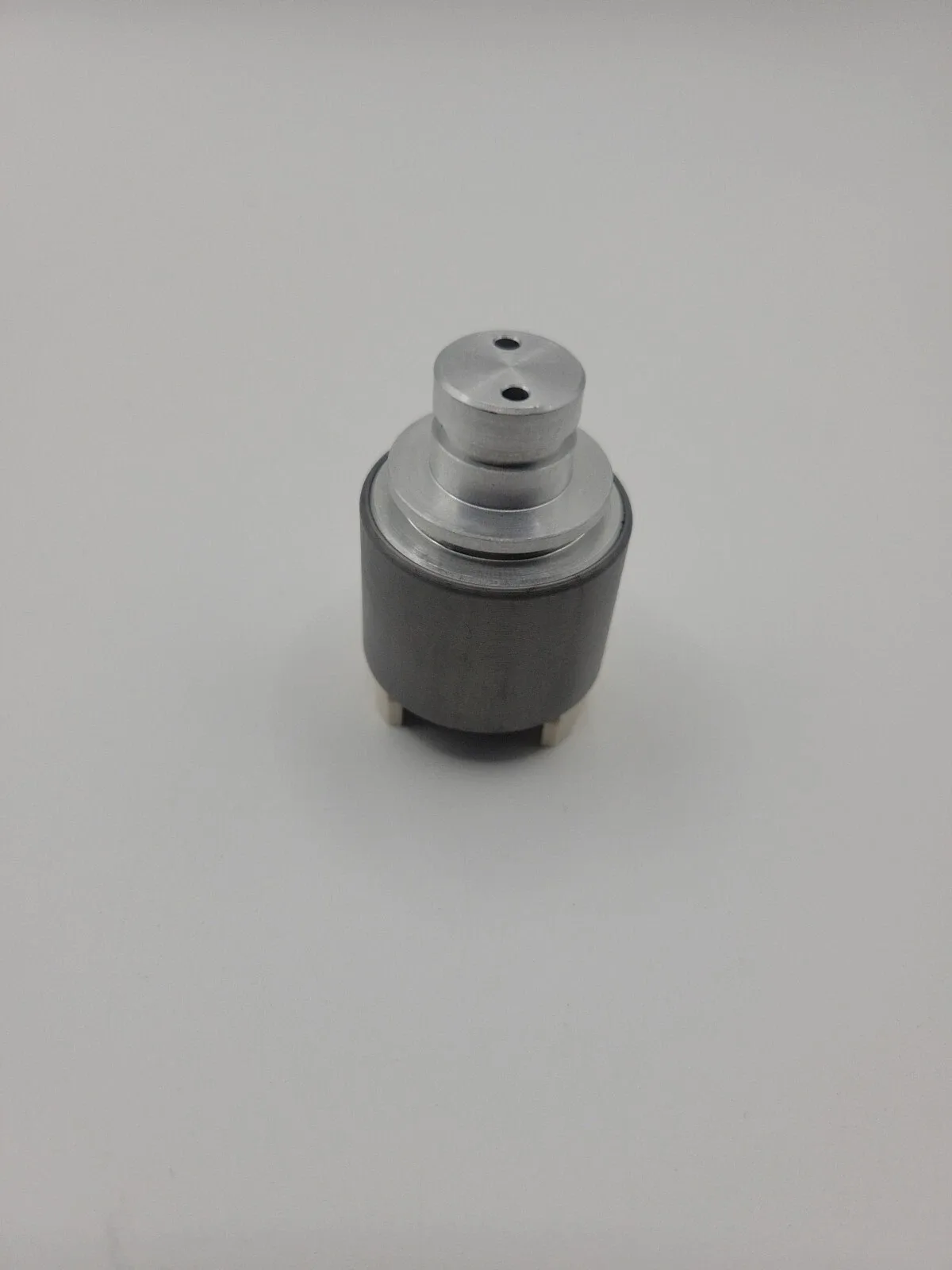 Jaguar Shift Solenoid JLM20164 image 2
